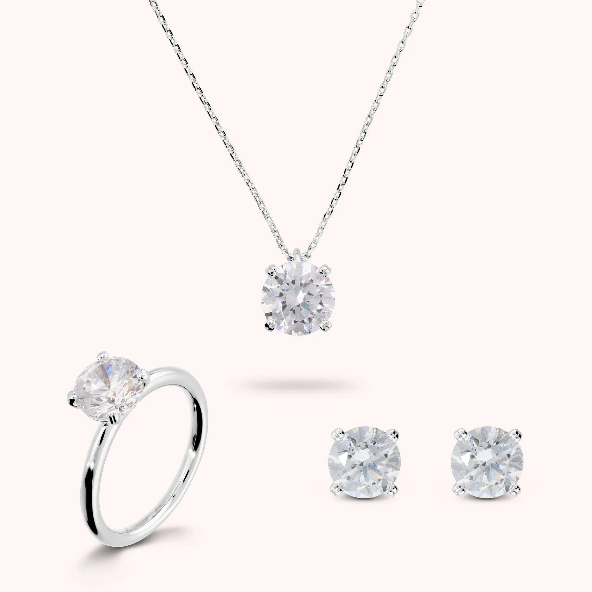 Bijou Cœur Occasion Pendentif Cœur Plaqué Or 18 Carats - Occasion Très Bon état, Avec Oxydes De Zirconium Blancs Pendentif Croix Bijou Cœur Occasion Pendentif Cœur Plaqué Or 18 Carats - Occasion Très Bon état, Avec Oxydes De Zirconium Blancs Pendentif Croix