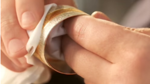 Come pulire i gioielli in Oro Rosa: i nostri suggerimenti