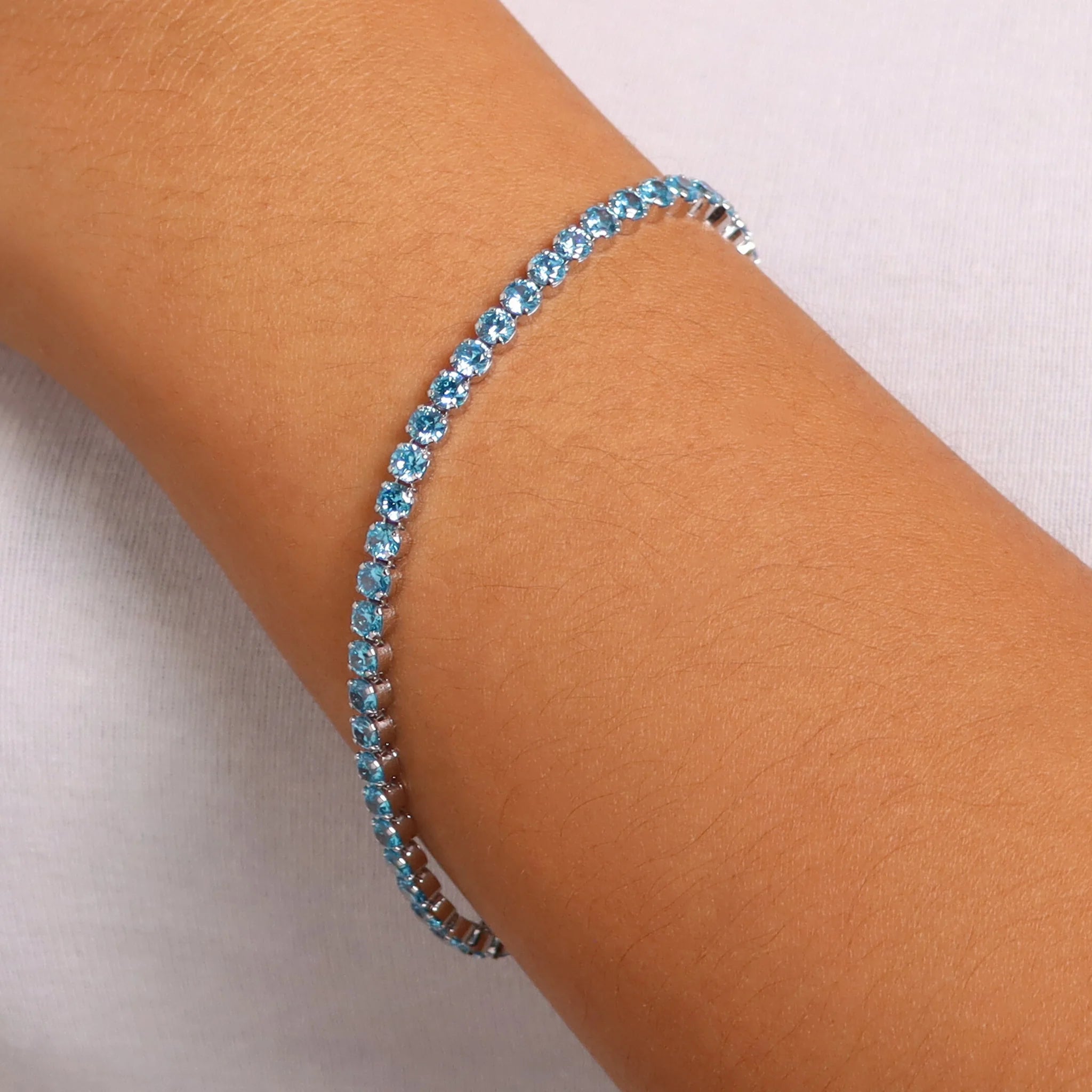 Glow Tennis Bracelet in 925 Silver with Blue Cubic Zirconia