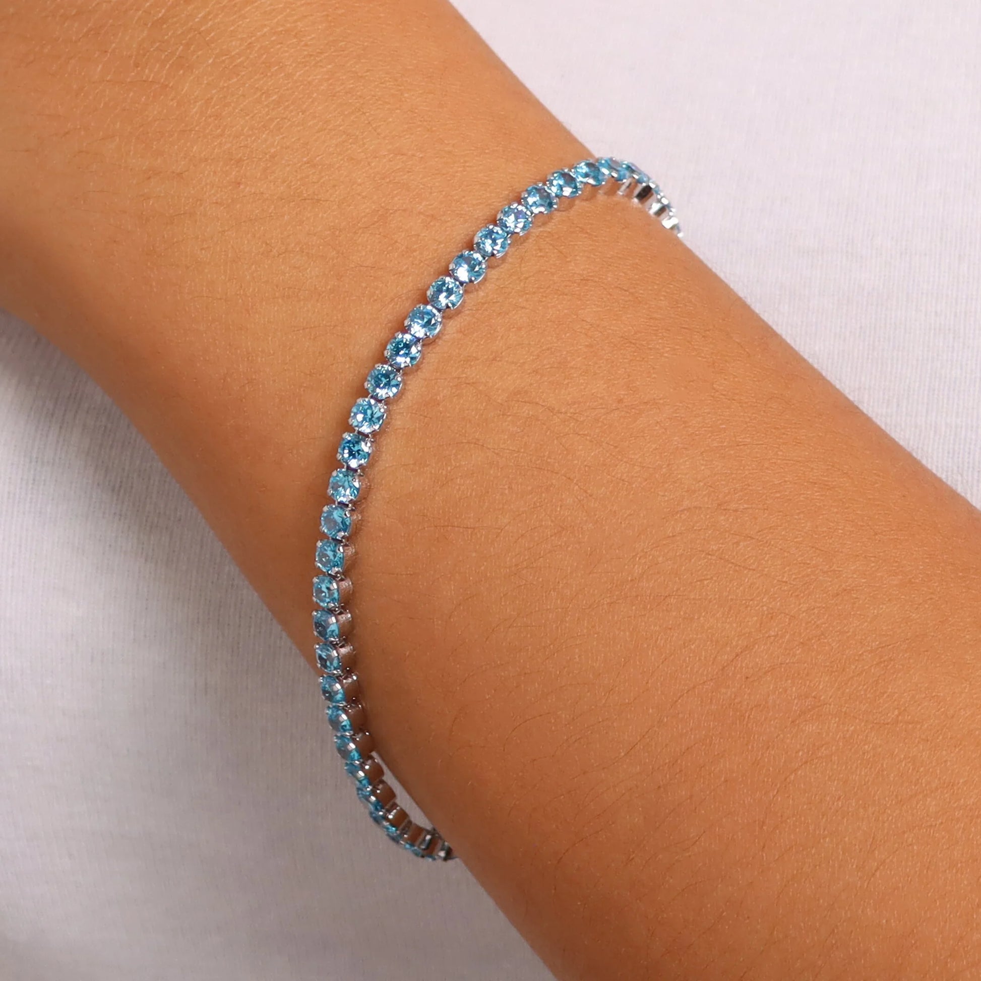 Glow Tennis Bracelet in 925 Silver with Blue Cubic Zirconia