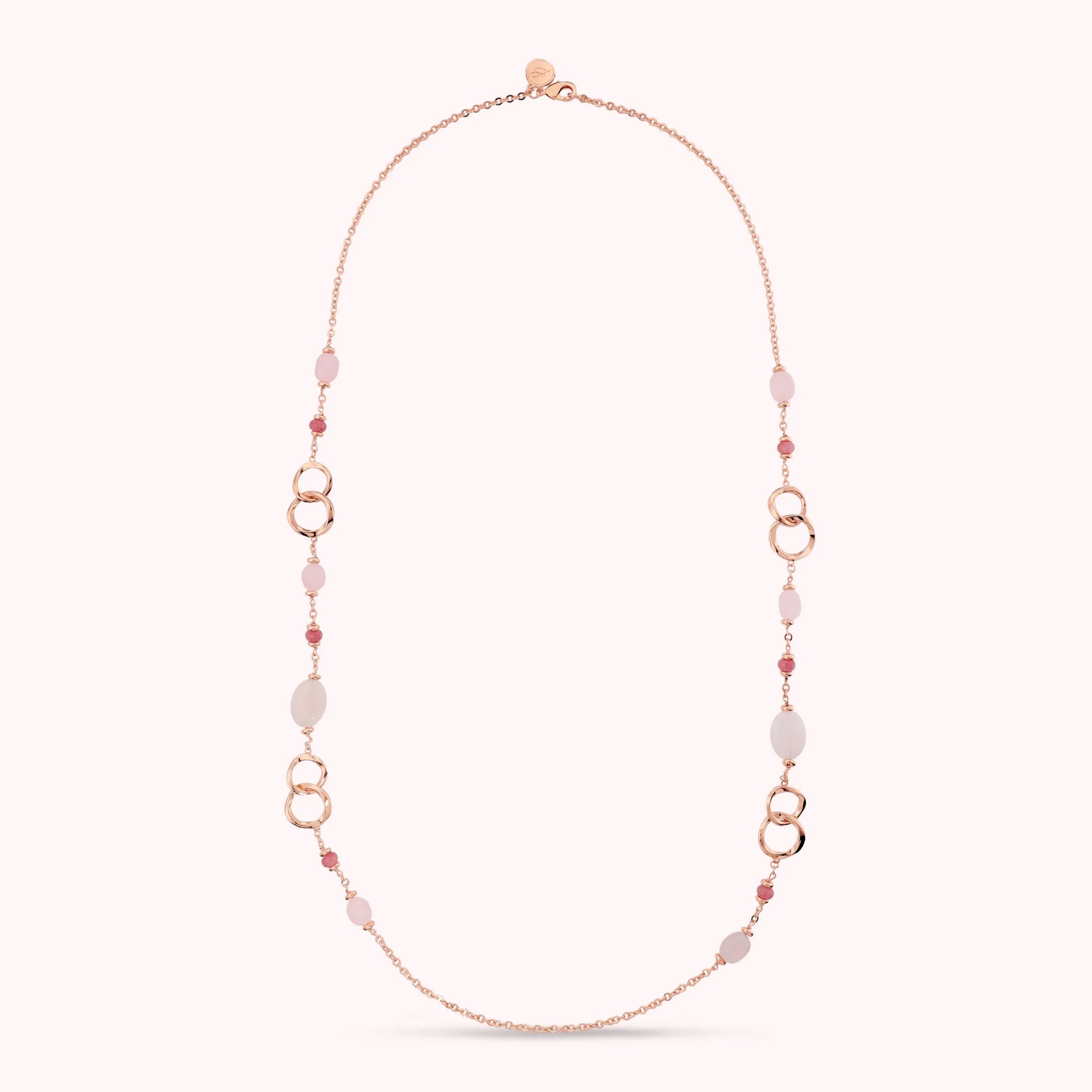 Lange Halskette mit Gliedern in Ringform und rosa Quarzit