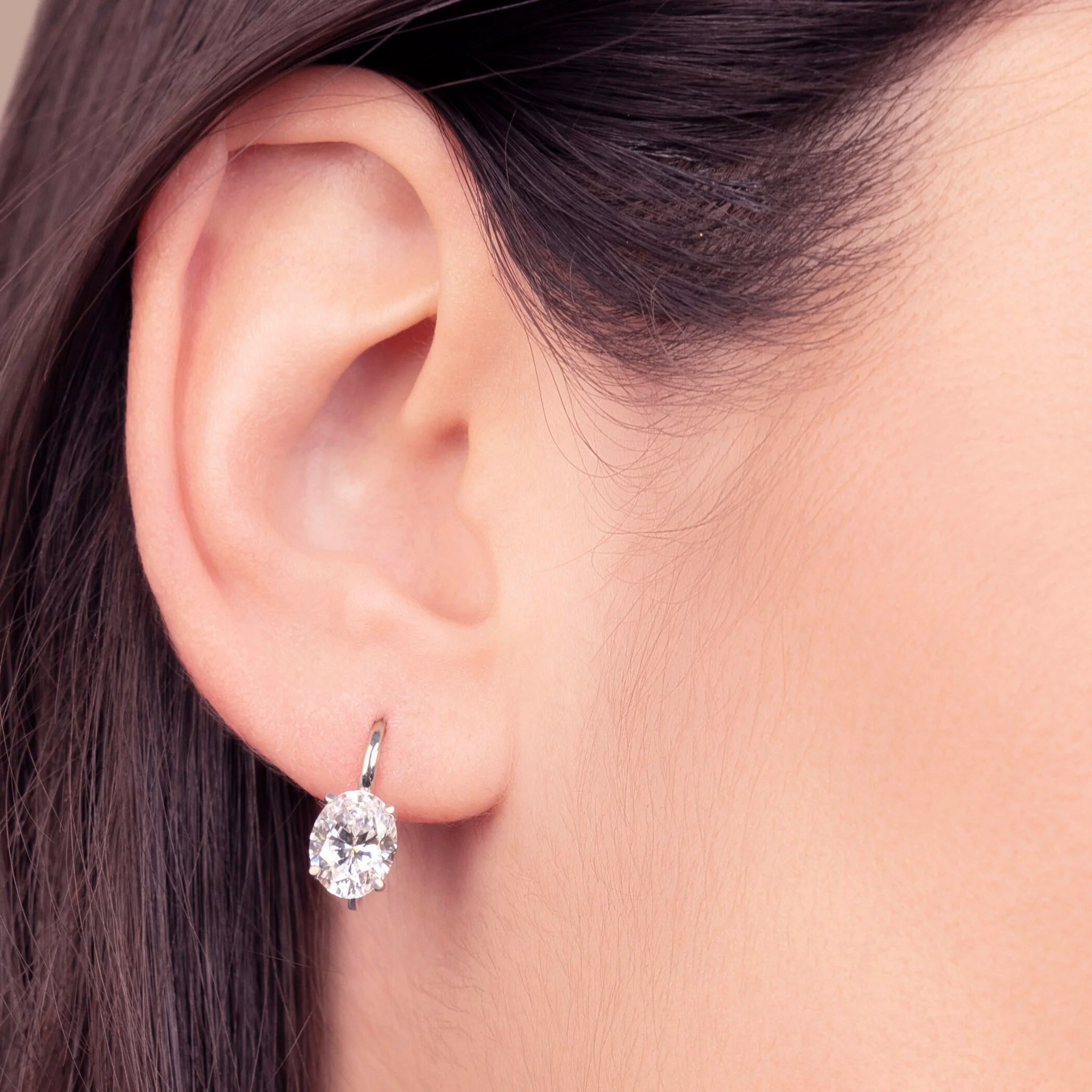 Boucles d'Oreilles Pendantes Attimi di Luce avec Zirconium Cubique Blancs Ovales