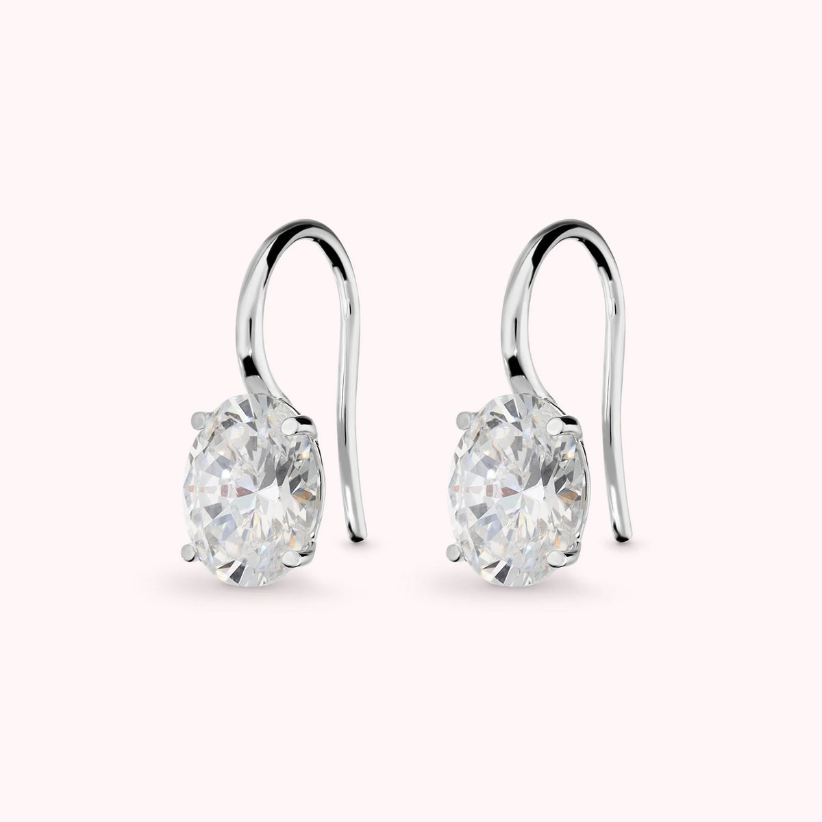Hängende Ohrringe Attimi di Luce mit weißen ovalen Cubic Zirconia