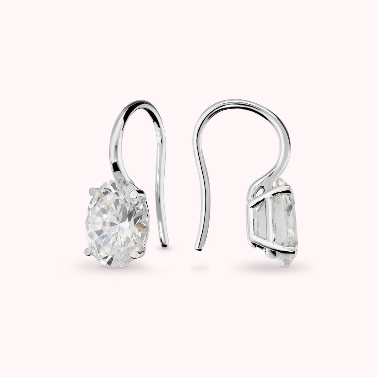 Hängende Ohrringe Attimi di Luce mit weißen ovalen Cubic Zirconia