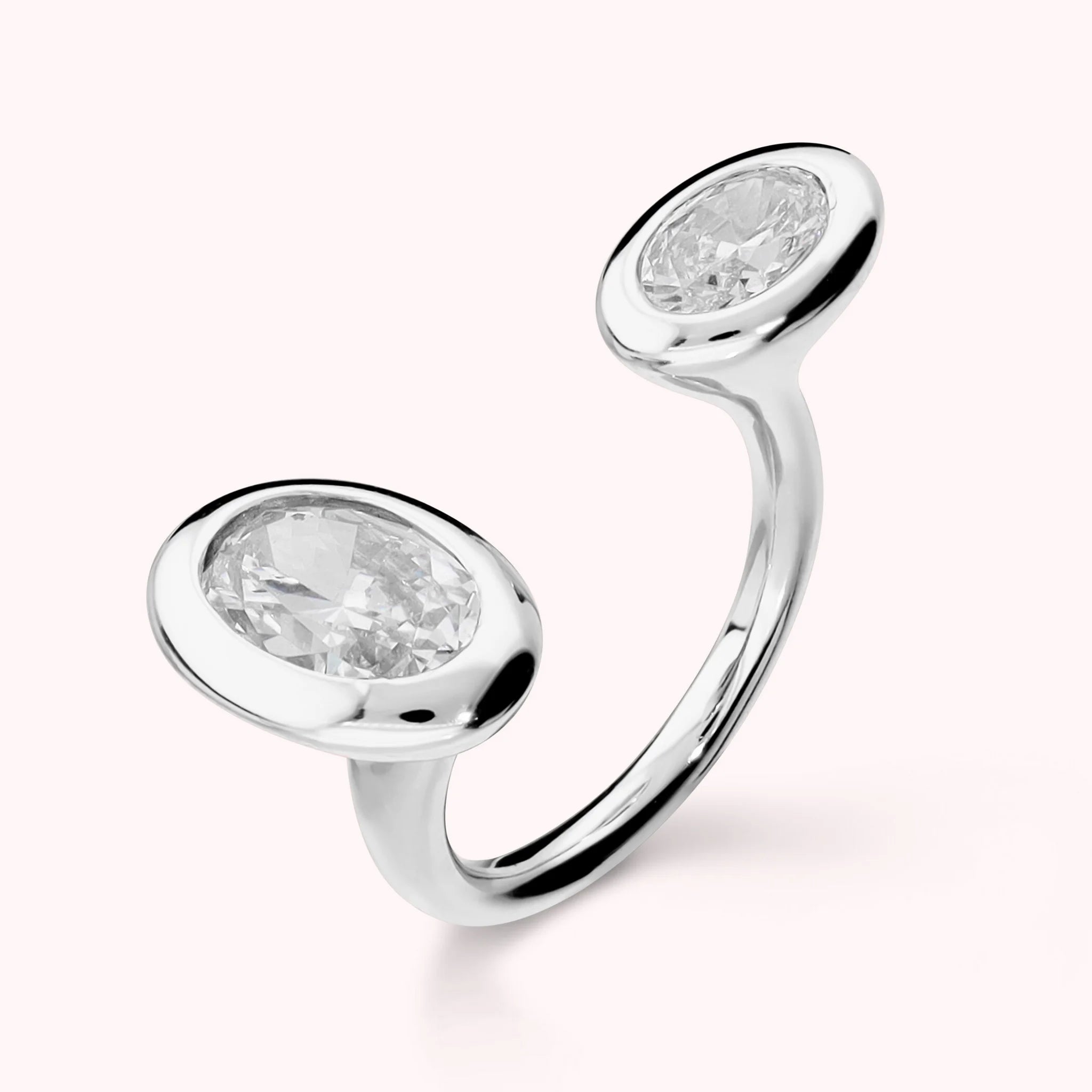 Contrarié 'Toi Et Moi' ring with double cubic zirconia, plated with 18Kt gold