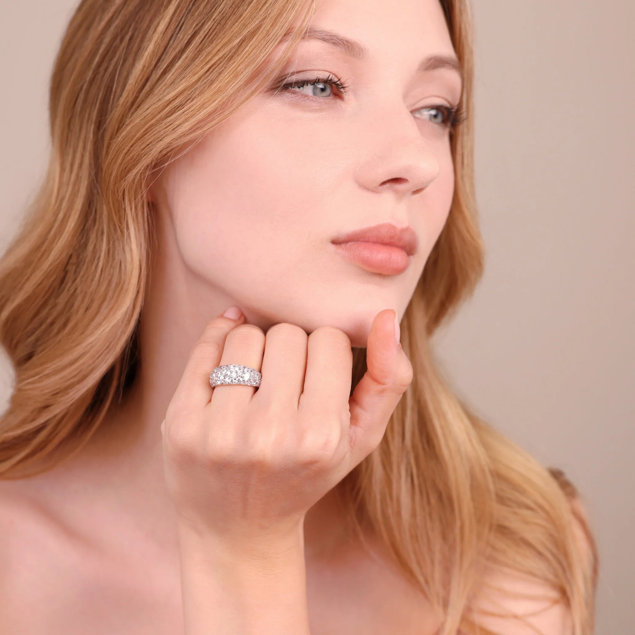 Graduated Ring with Cubic Zirconia Pavé