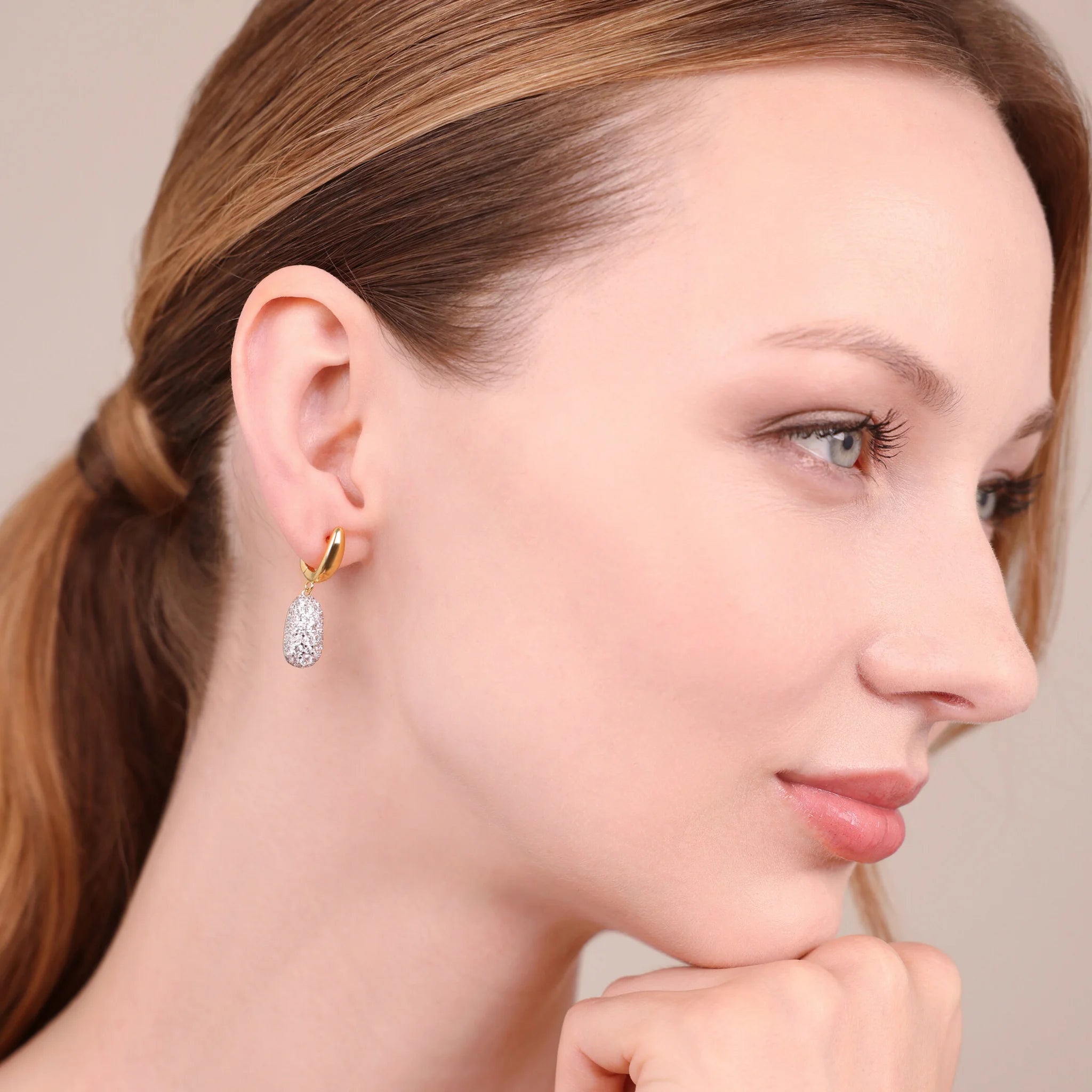 Orecchini Pepita con Ciondolo in Pavé di Cubic Zirconia