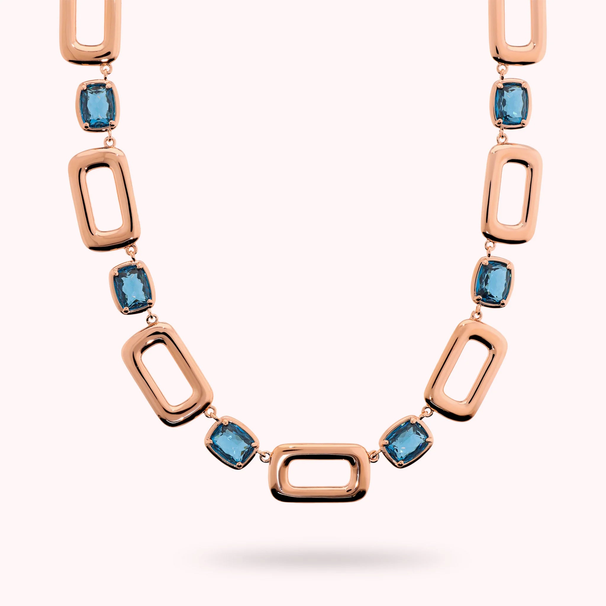 Essentiel Necklace with Rectangular Links and Baguette Gem Prism