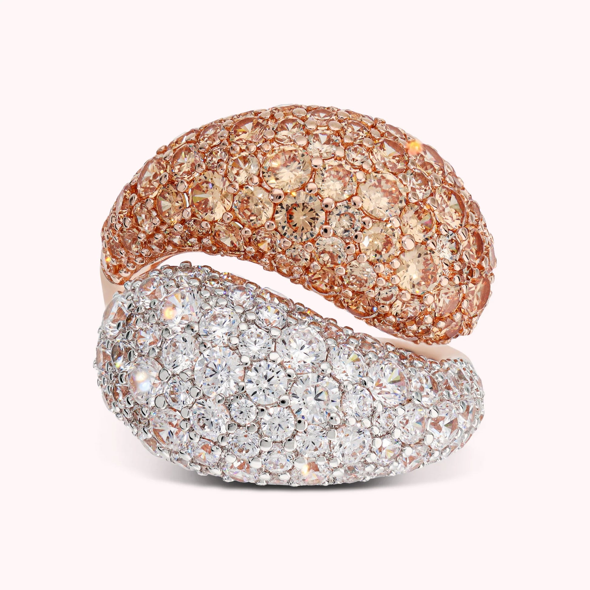 Anello Contrarié con Pavé di Cubic Zirconia