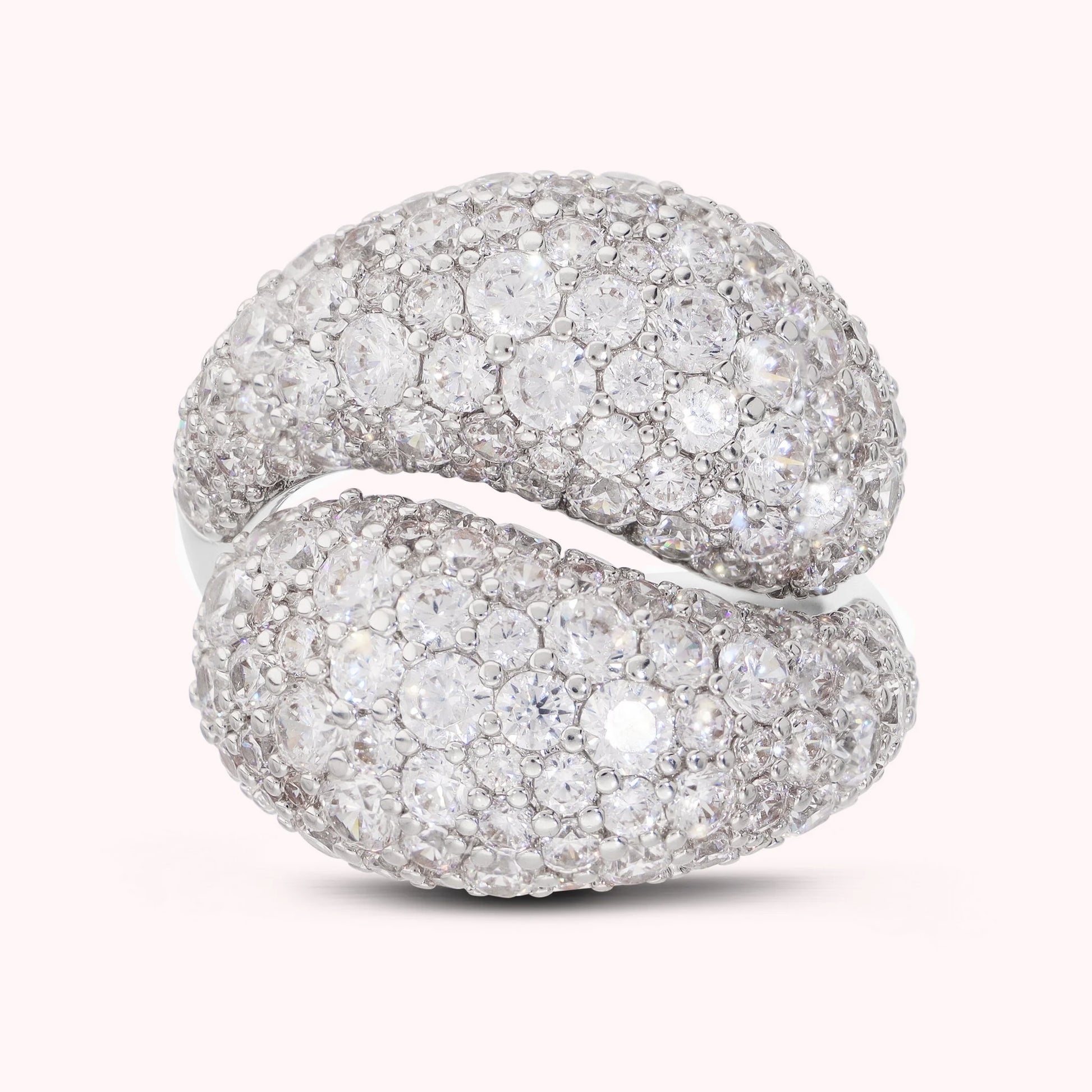 Contrarié-Ring mit Cubic-Zirkonia-Pavé