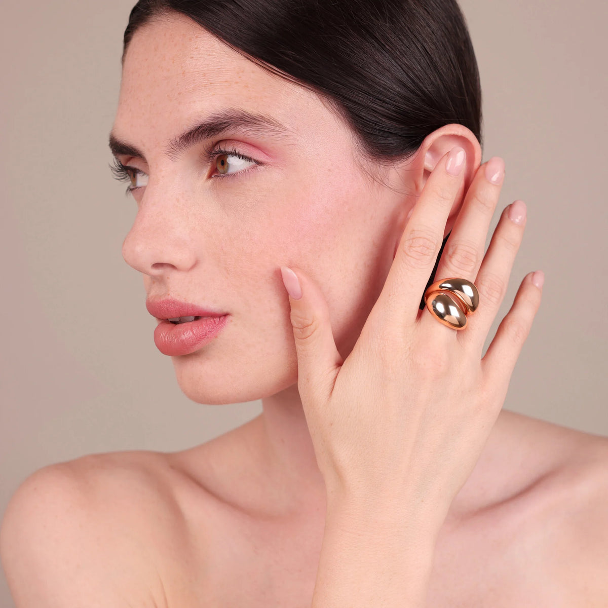 Polished Contrarié Ring