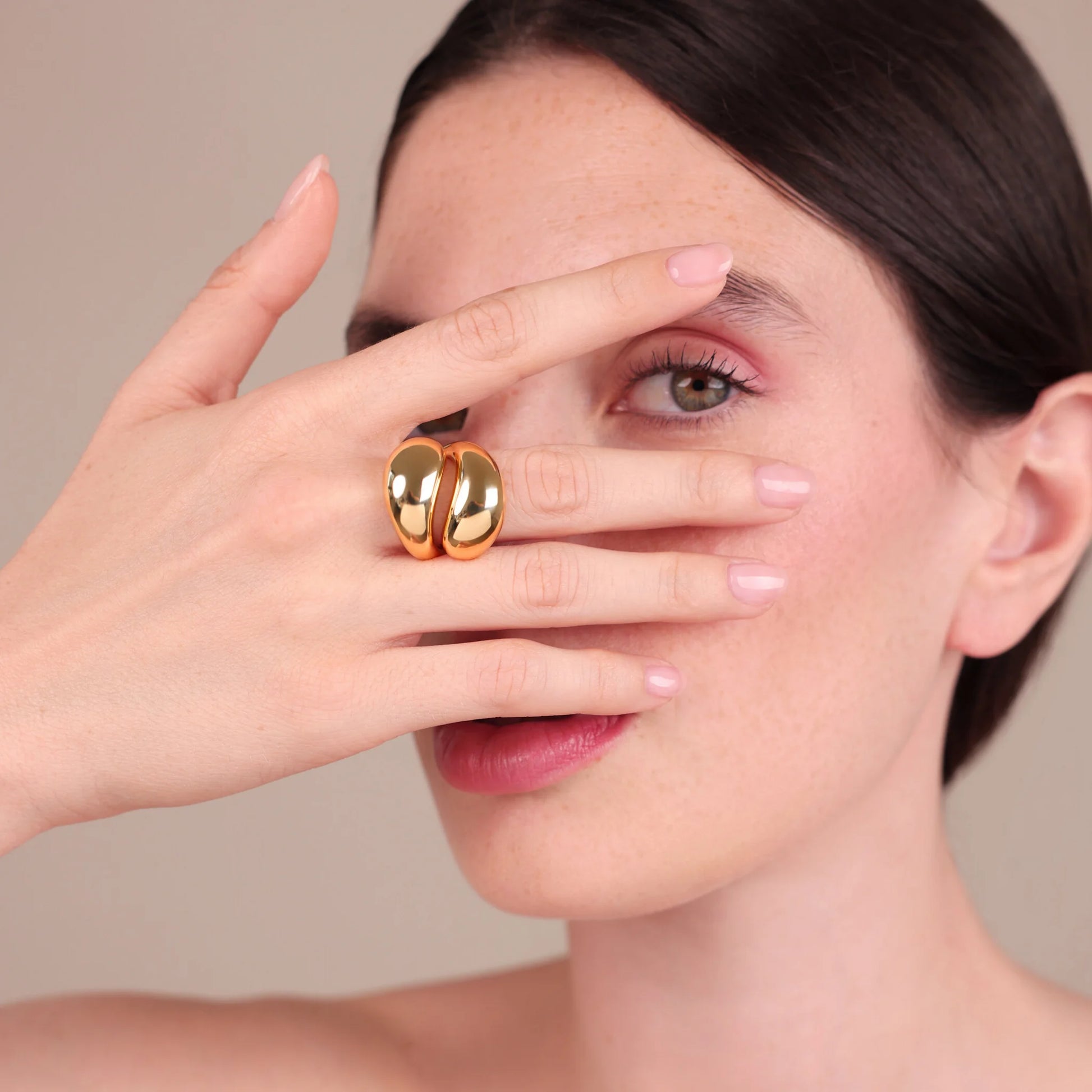 Polished Contrarié Ring