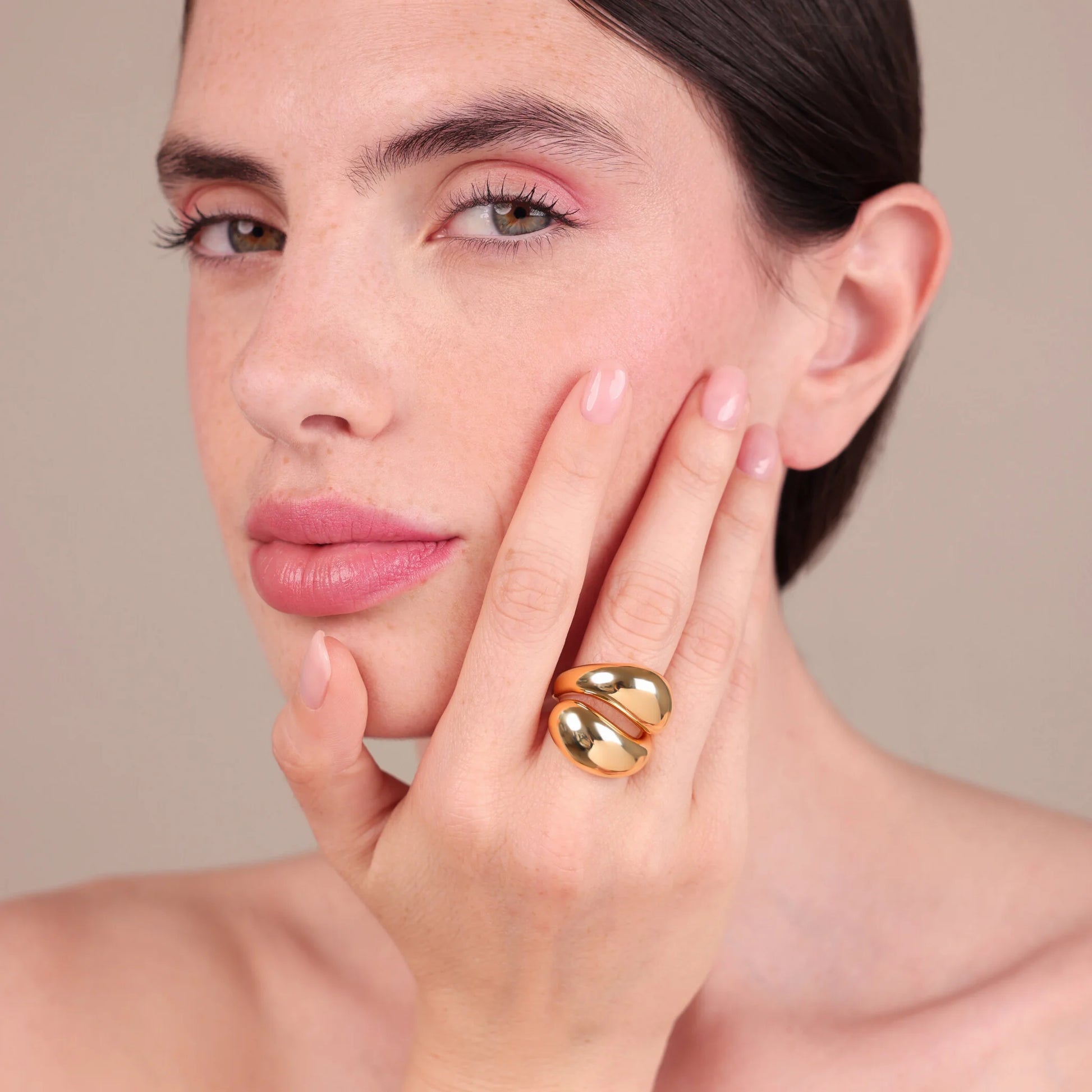 Polished Contrarié Ring