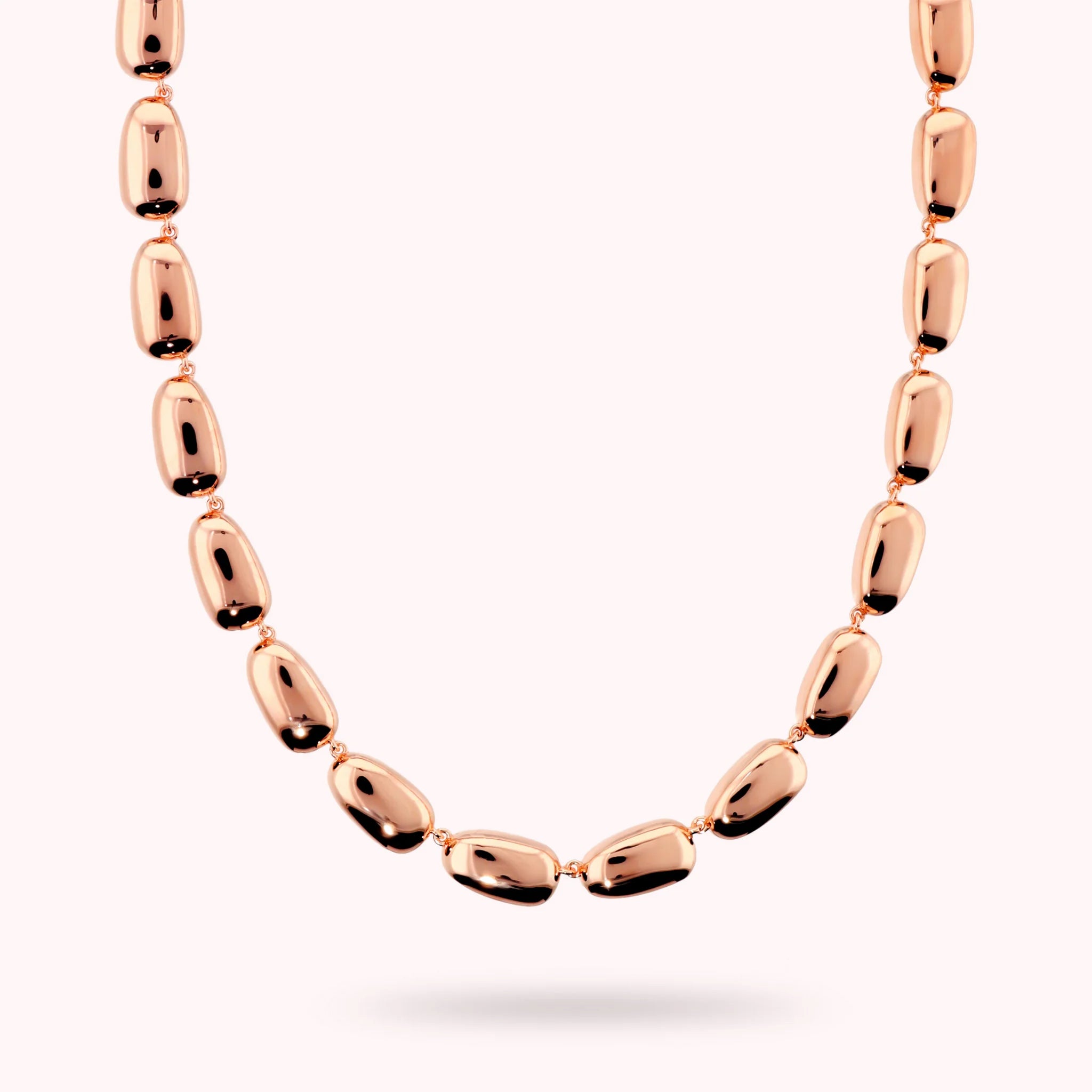 Collier avec éléments ovales
