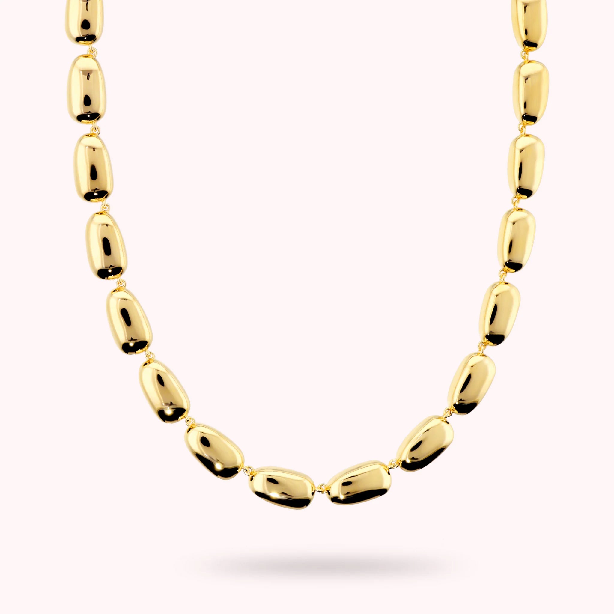 Collier avec éléments ovales