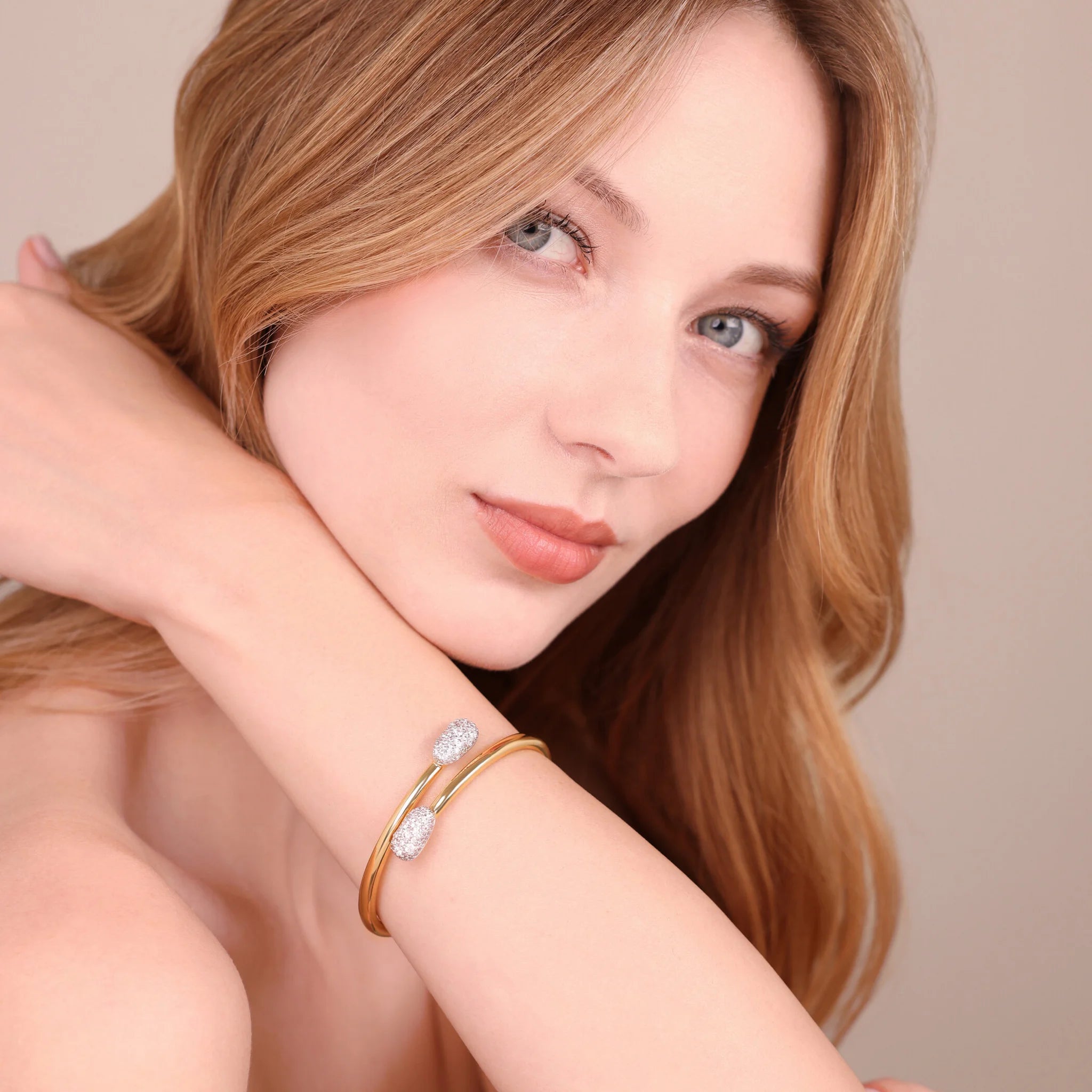 Rigid Pepita Contrarié Bracelet with Cubic Zirconia Pavé
