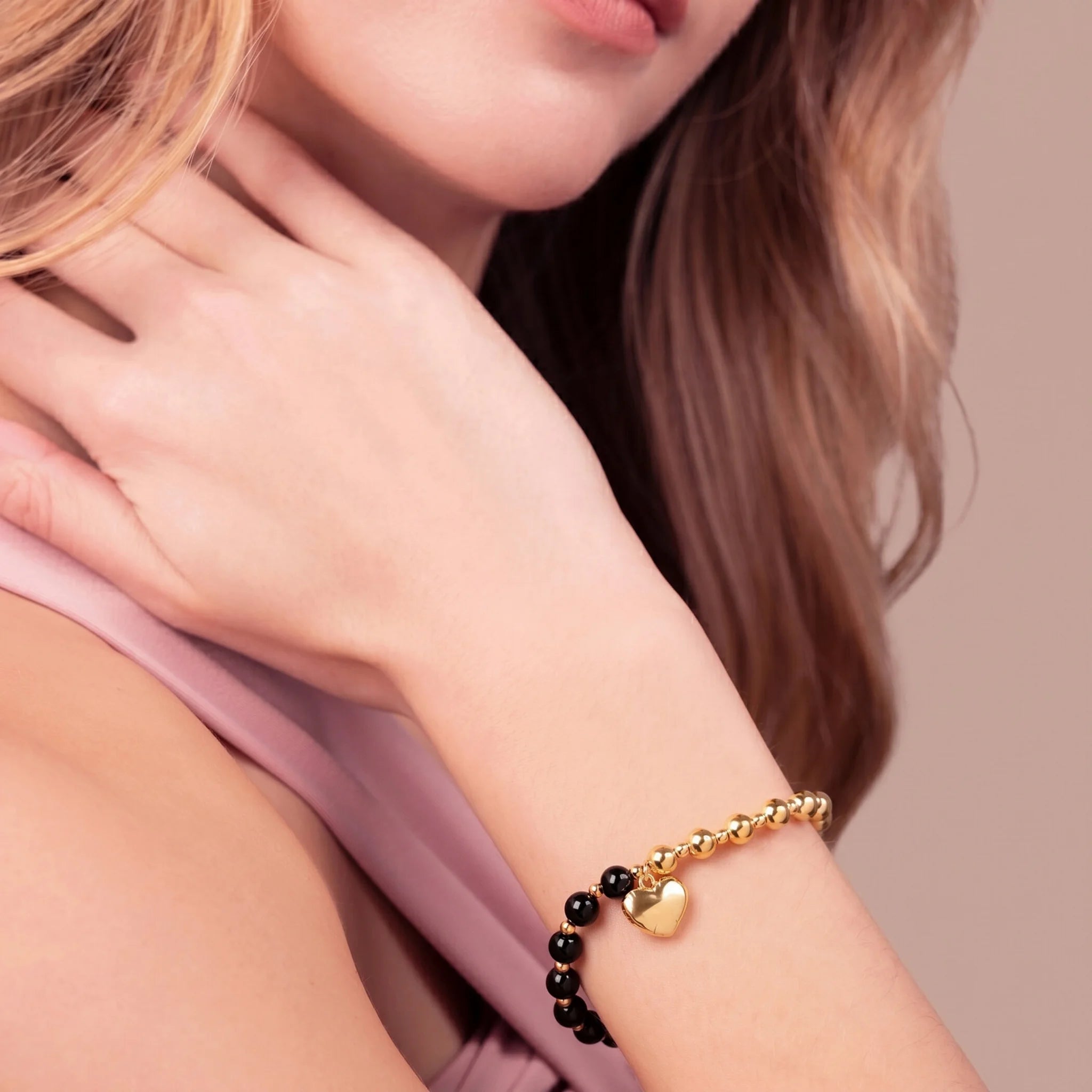 Bracciale Elastico con Bead Lucide Pietre Naturali e Ciondolo Cuore