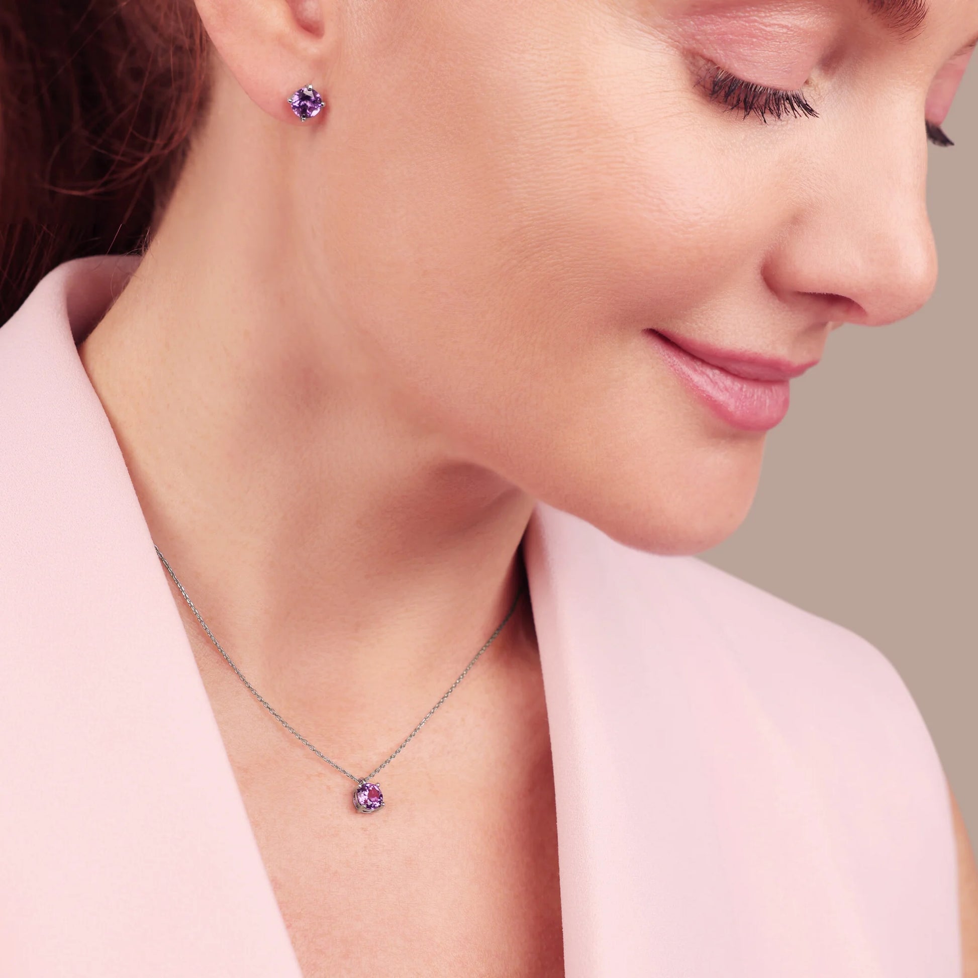 Set Necklace + Glow Stud Earrings with Light Point