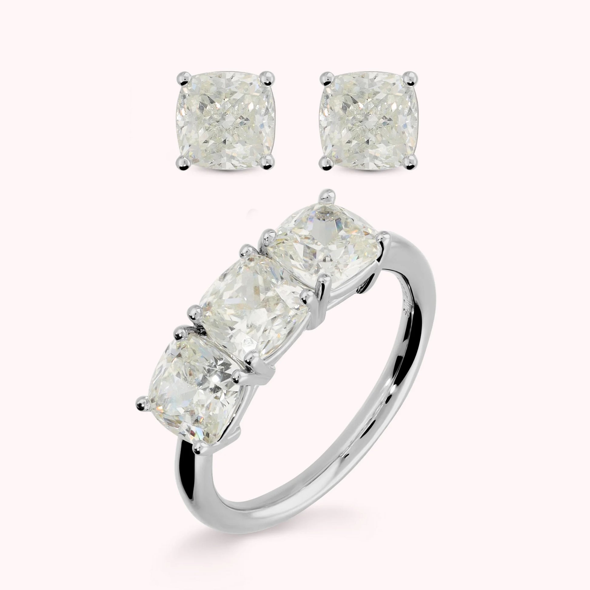 Set Glow Orecchini + Anello Trilogy con Cubic Zirconia