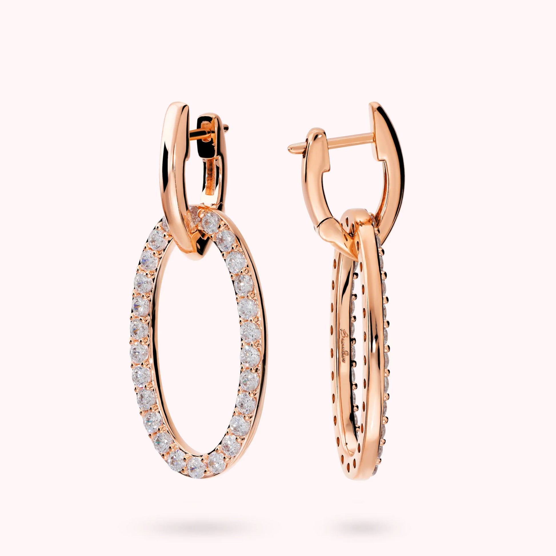 Orecchini Pendenti Ovali con Pavé di Cubic Zirconia