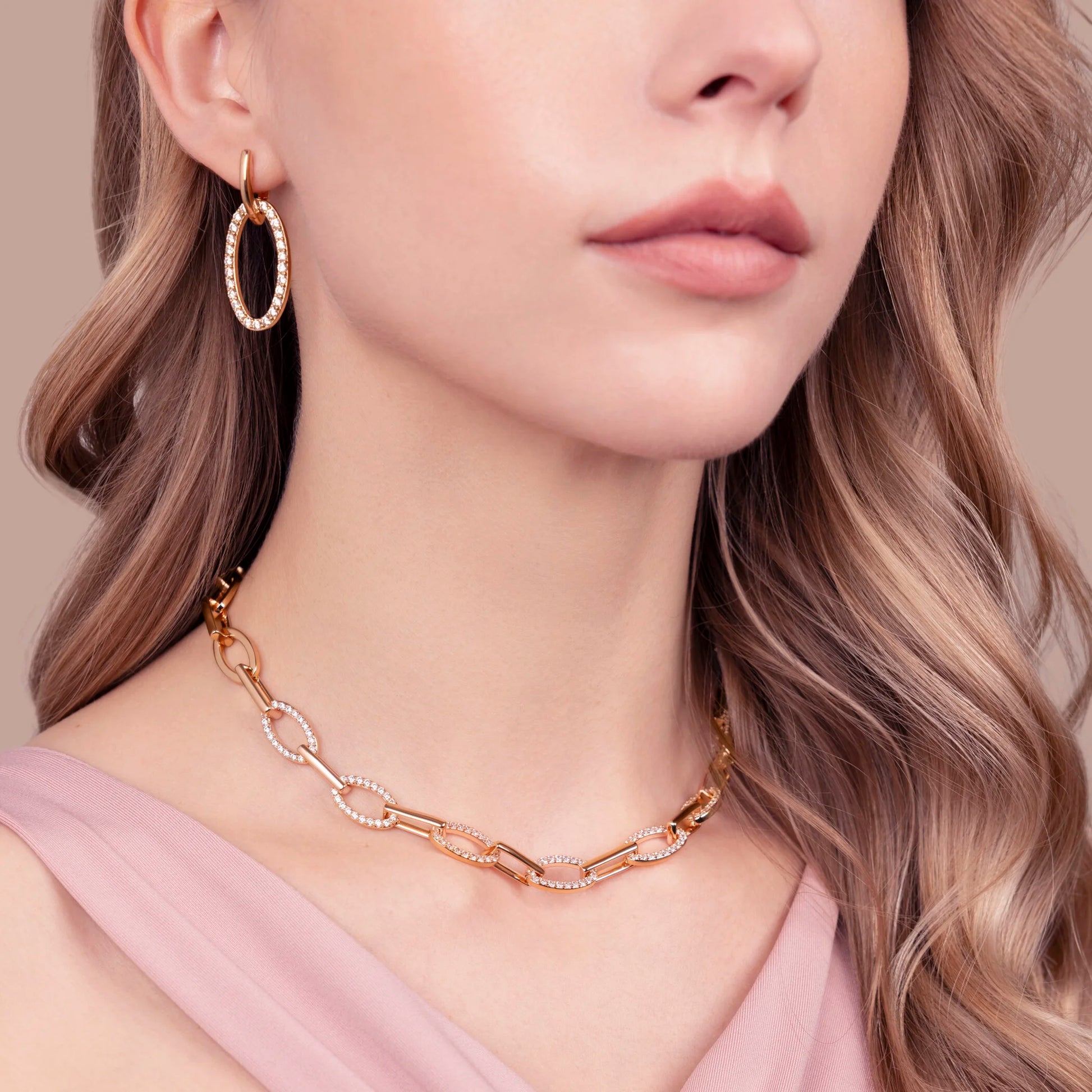 Collier à Mailles Alternées avec Pavé de Zirconium Cubique