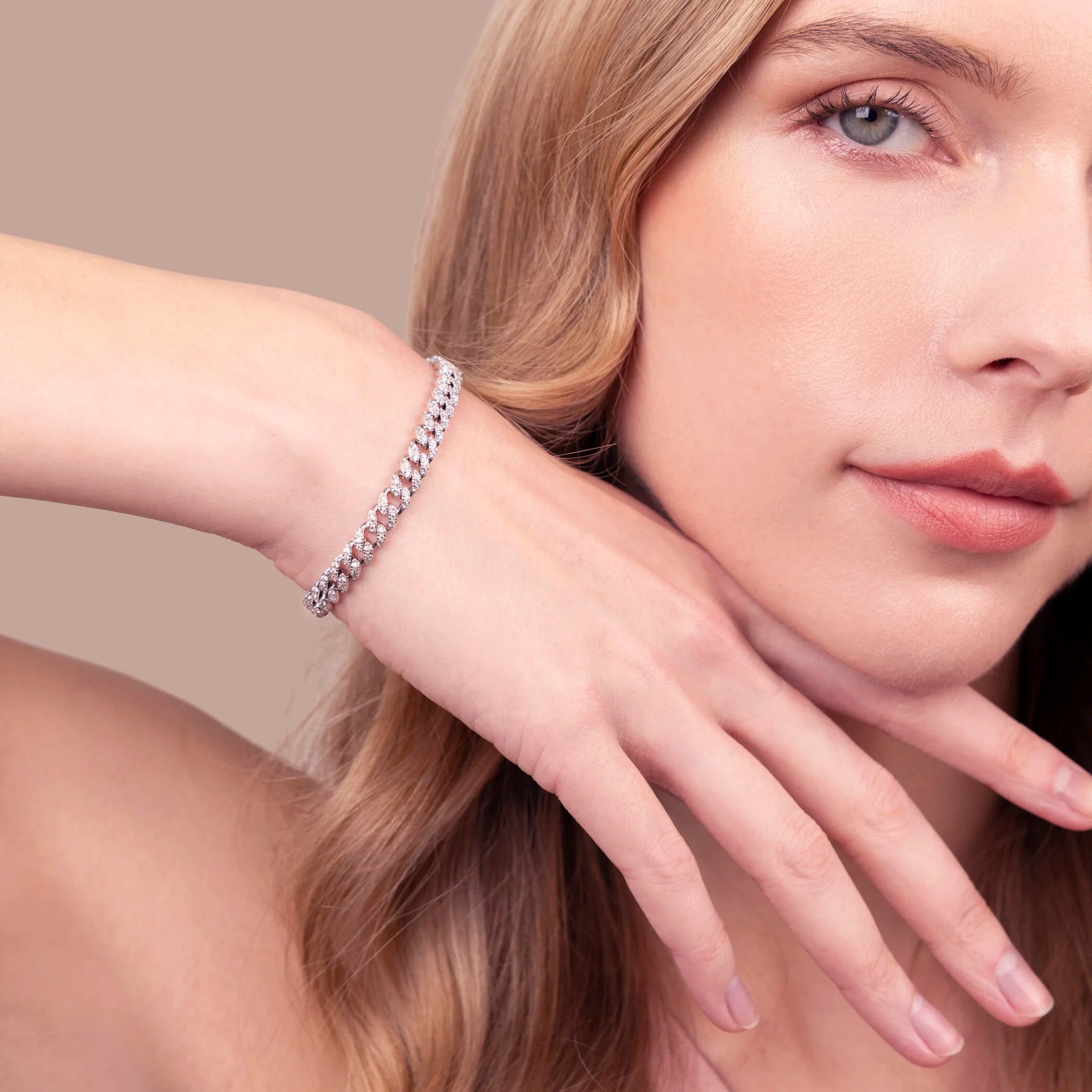 Curb Chain Bracelet in Cubic Zirconia