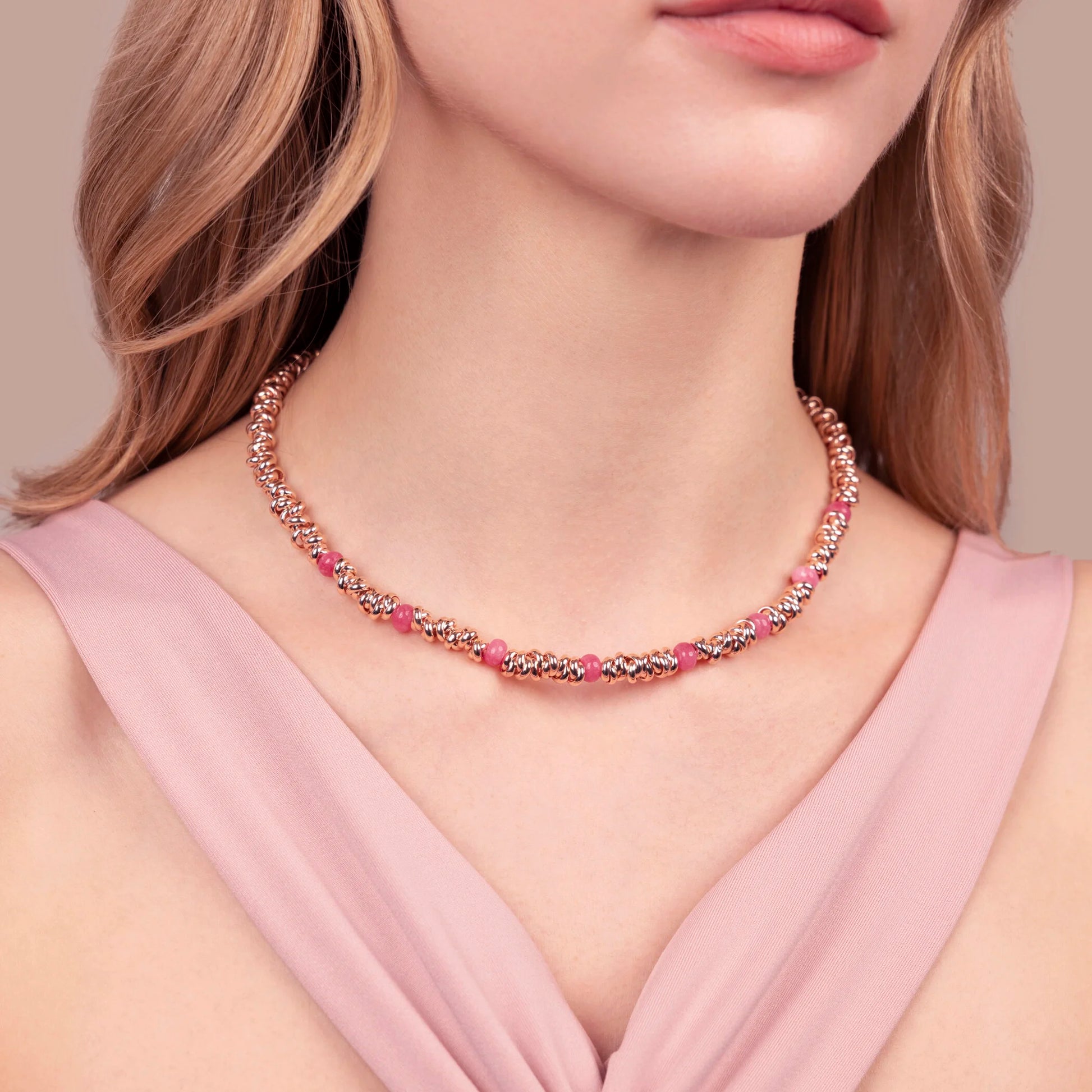Collier avec Rondelles Entrelacées et Pierres Naturelles de Quartzite