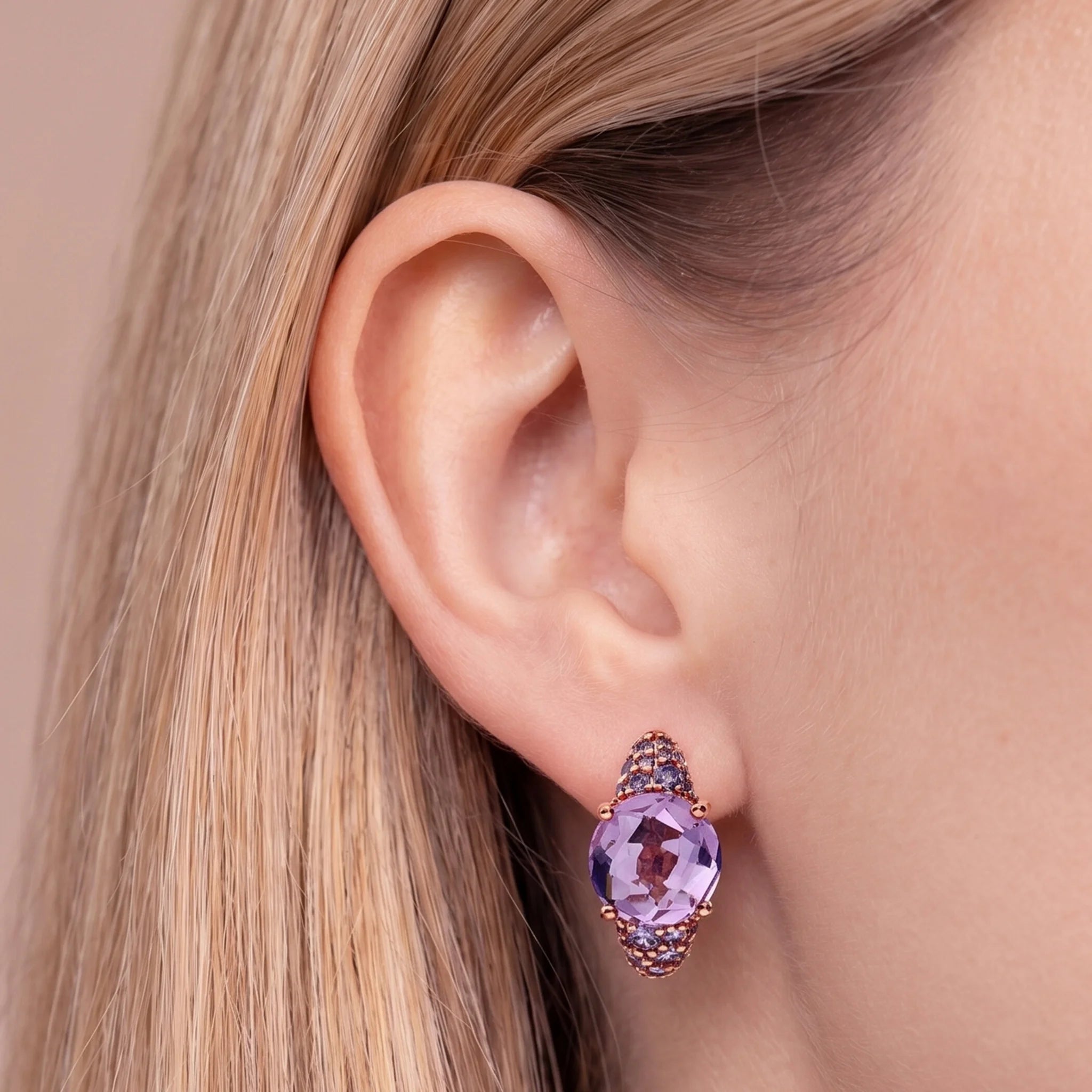 Hoop Earrings with Mixed Pavé and Prisma Gem