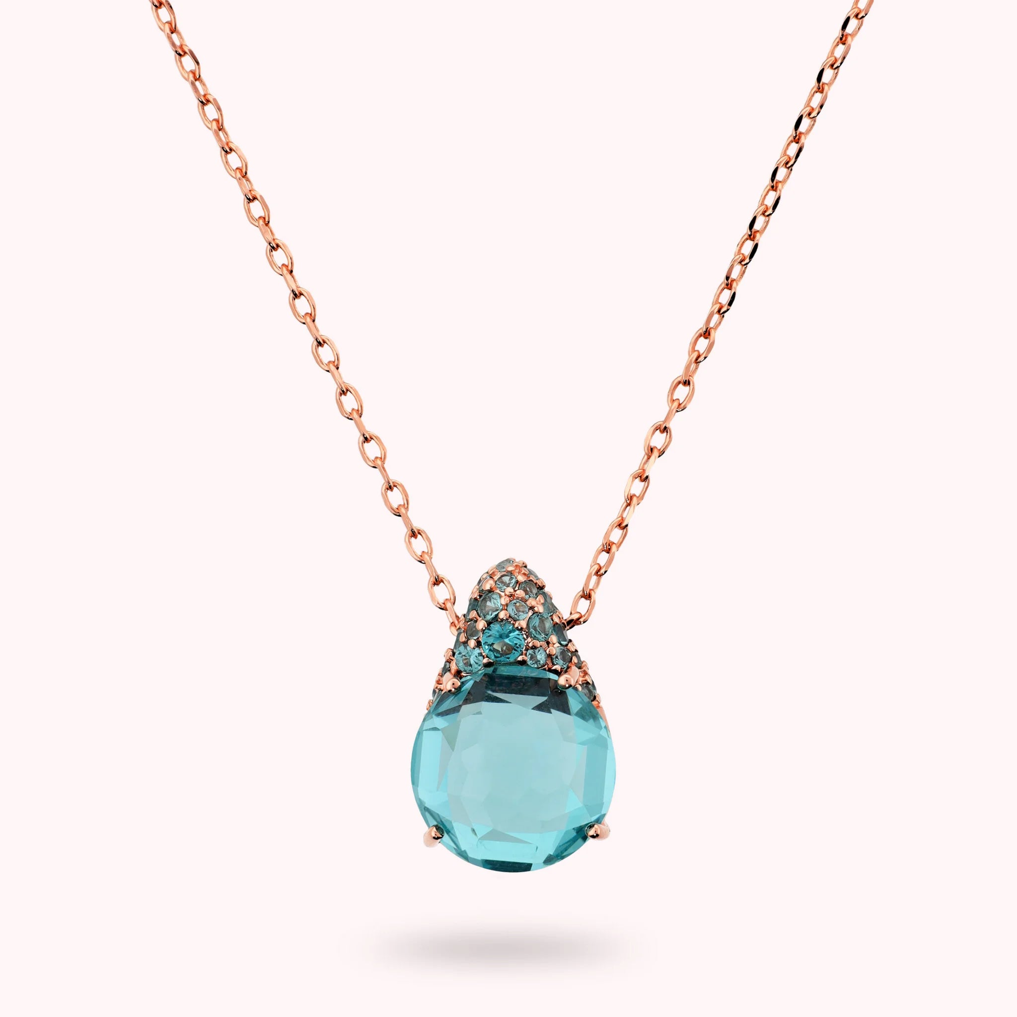 Collier avec Pendentif en Pavé Mixte et Pierre Prisma