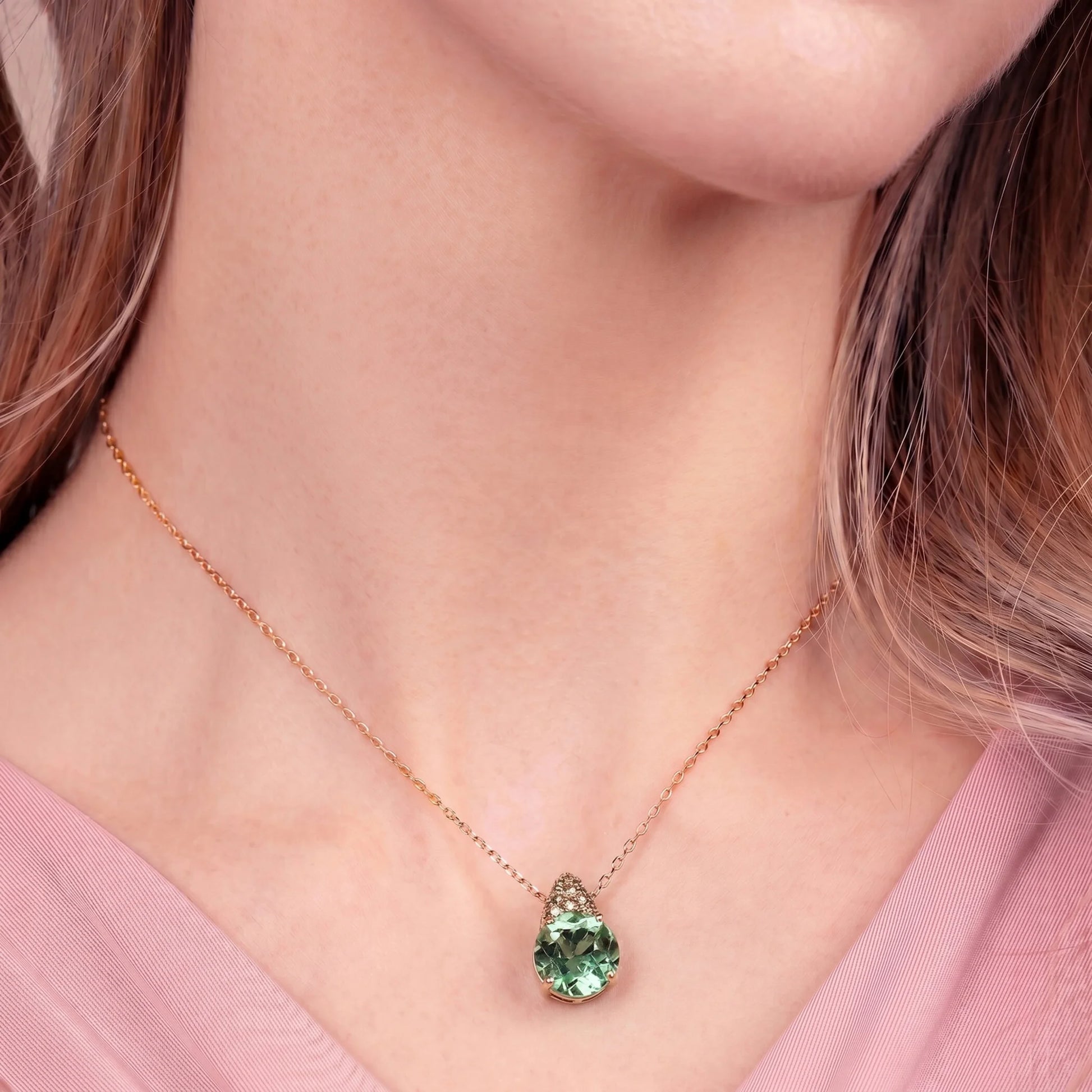 Necklace with Pendant in Mixed Pavé and Prisma Gem