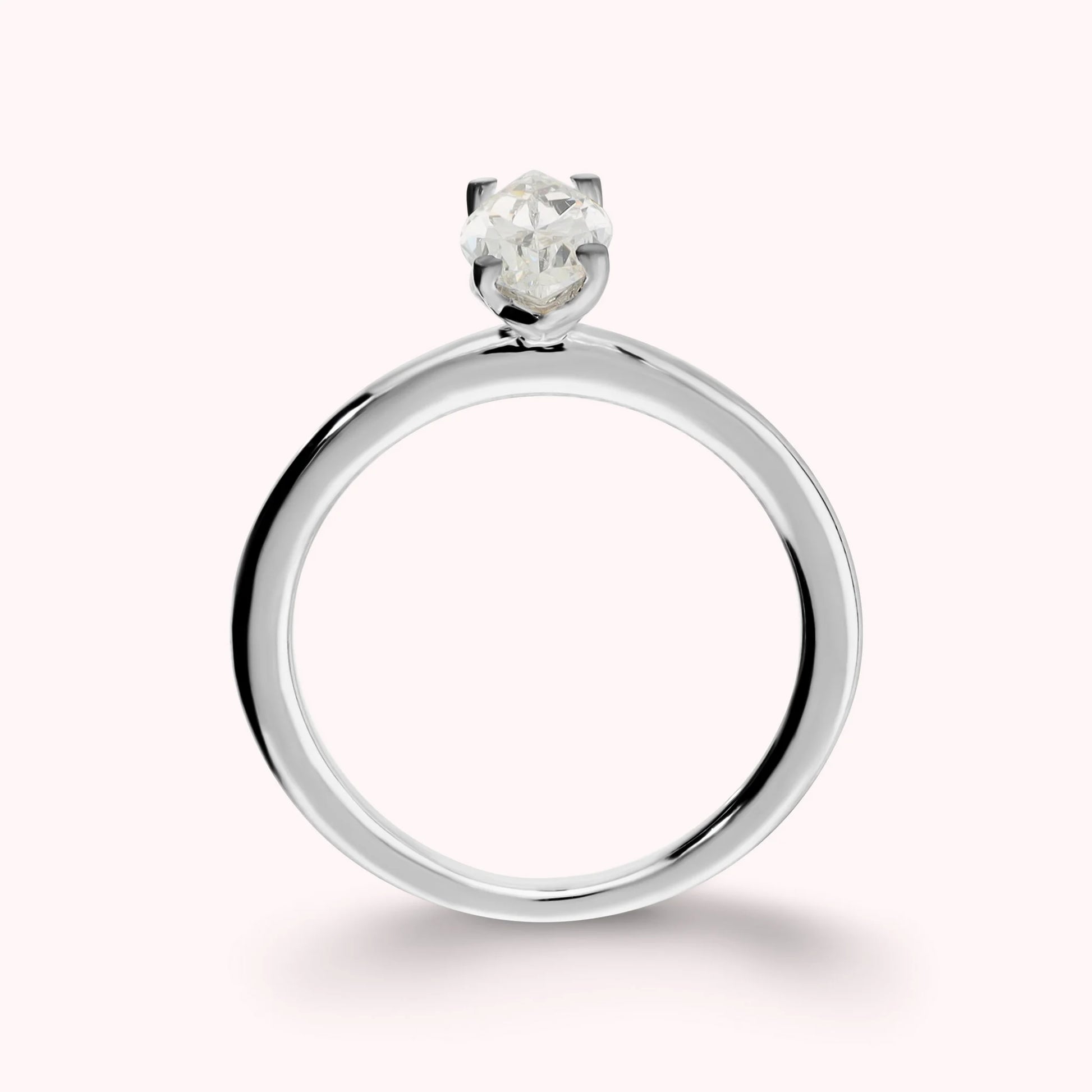 Anello Solitario Attimi di Luce con Cubic Zirconia Bianca a Marquise