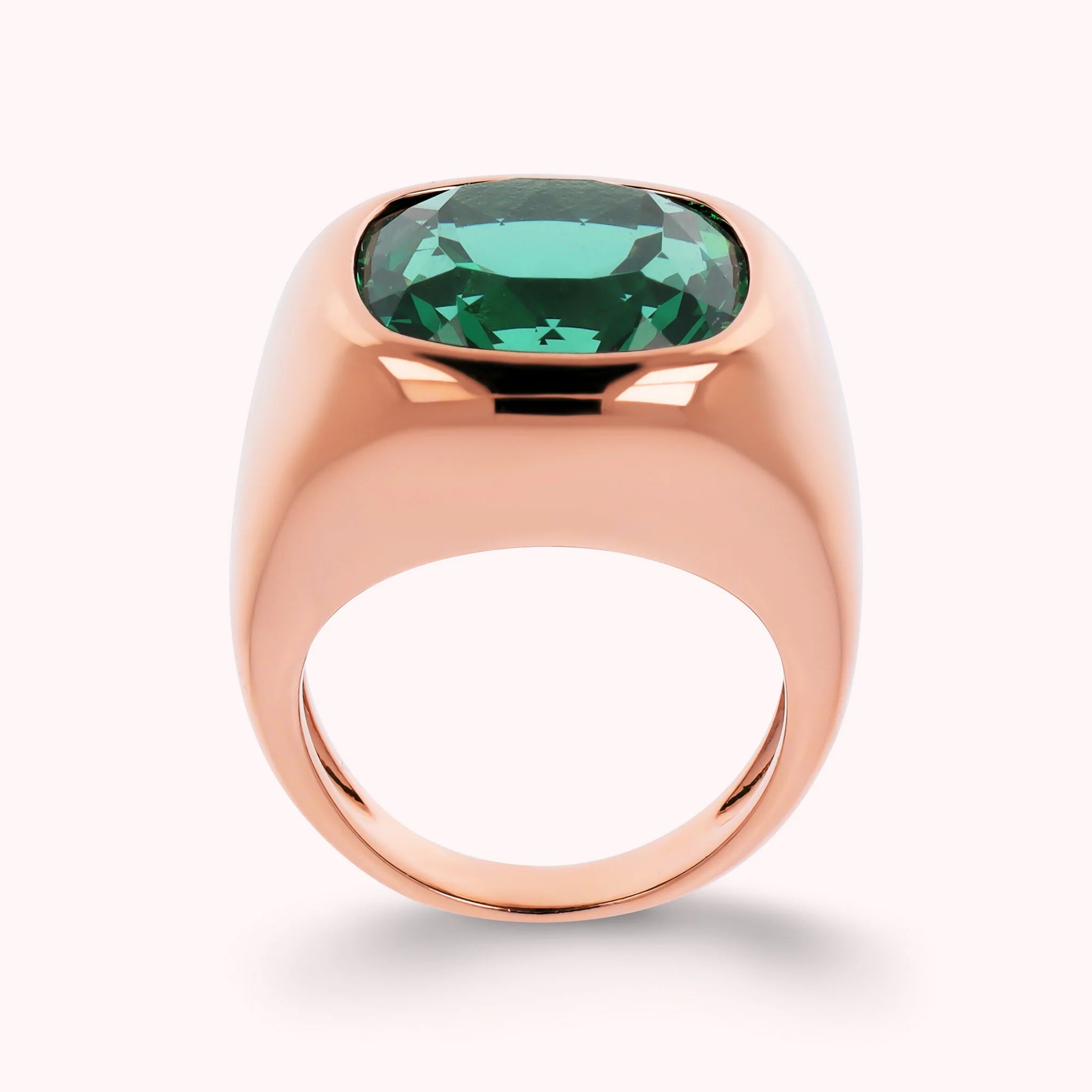 Bague Chevalier avec Pierre Prisma Taille Coussin