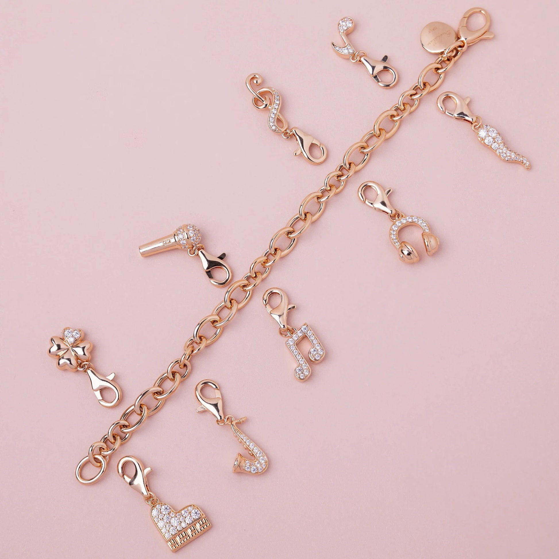SUMMER CHARM - Ciondolo Stella Marina con Pavé di Cubic Zirconia