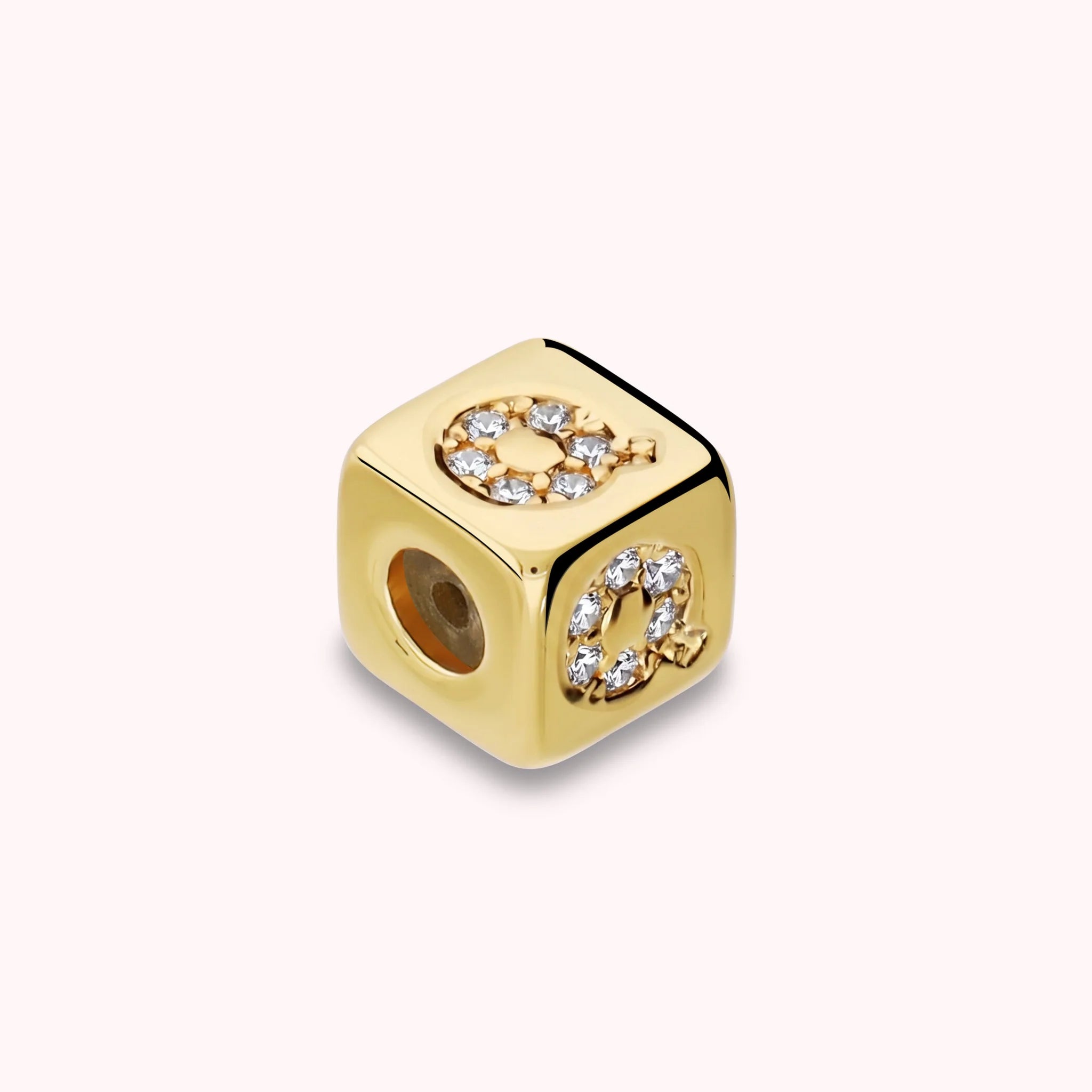 Dado Lettera Q con Cubic Zirconia