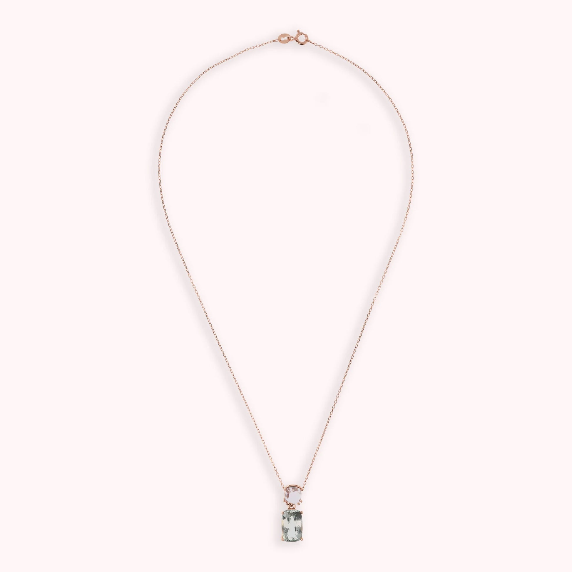 9 Kt rose gold necklace with pendant