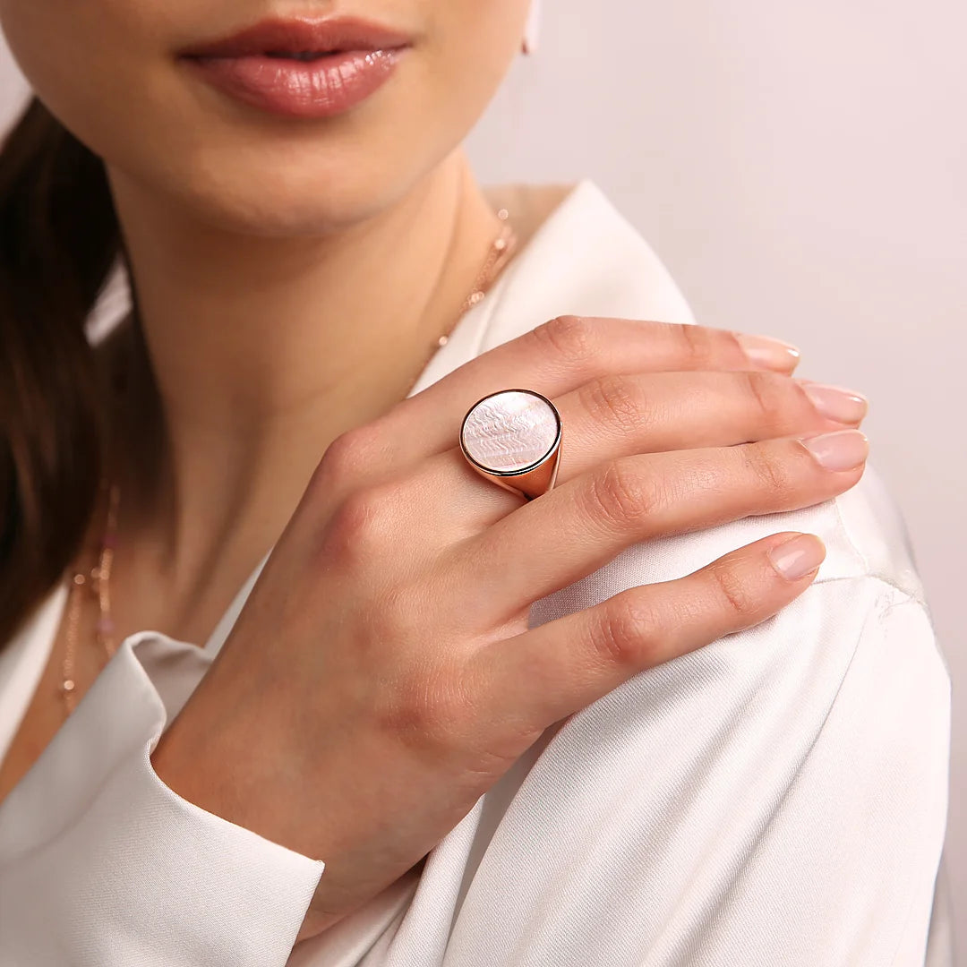 Anello Chevalier Grande con Pietra Naturale Piatta