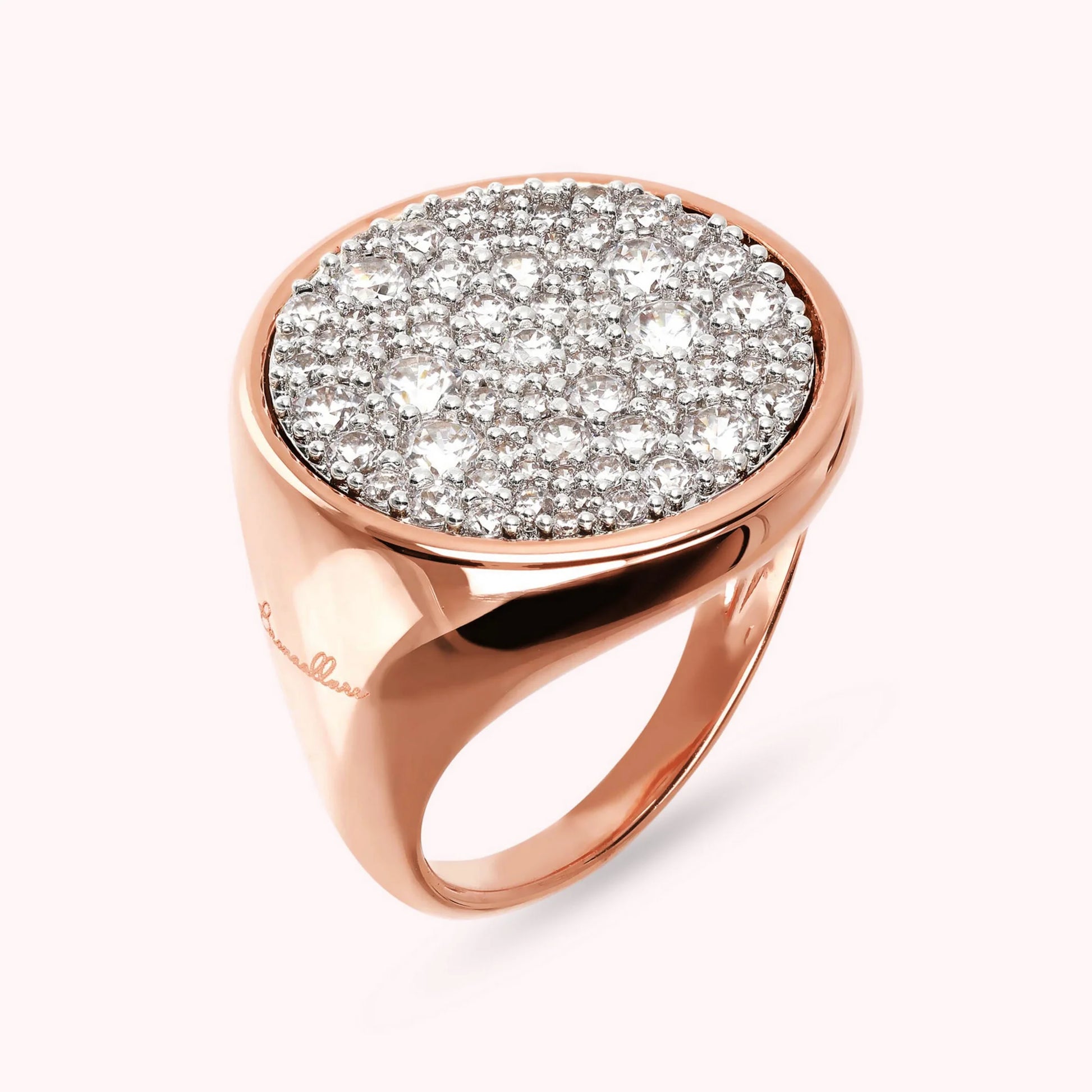 Chevalier Grande Ring with Round Pavé in Black Spinel or Cubic Zirconia