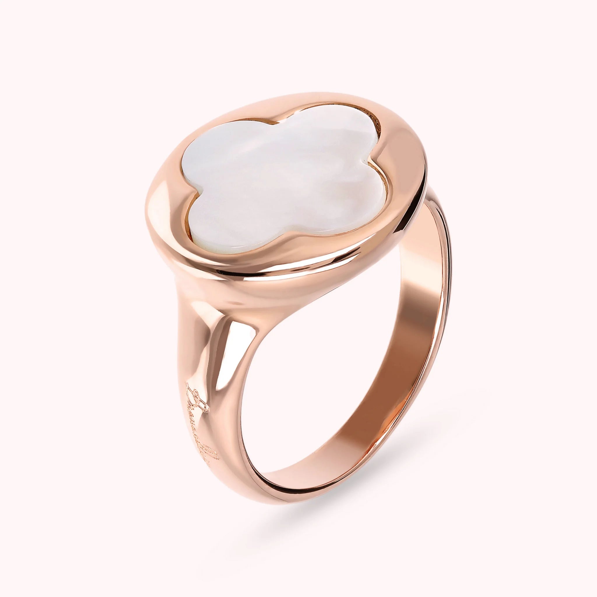 15mm Natural Stone Cloverleaf Cocktail Ring