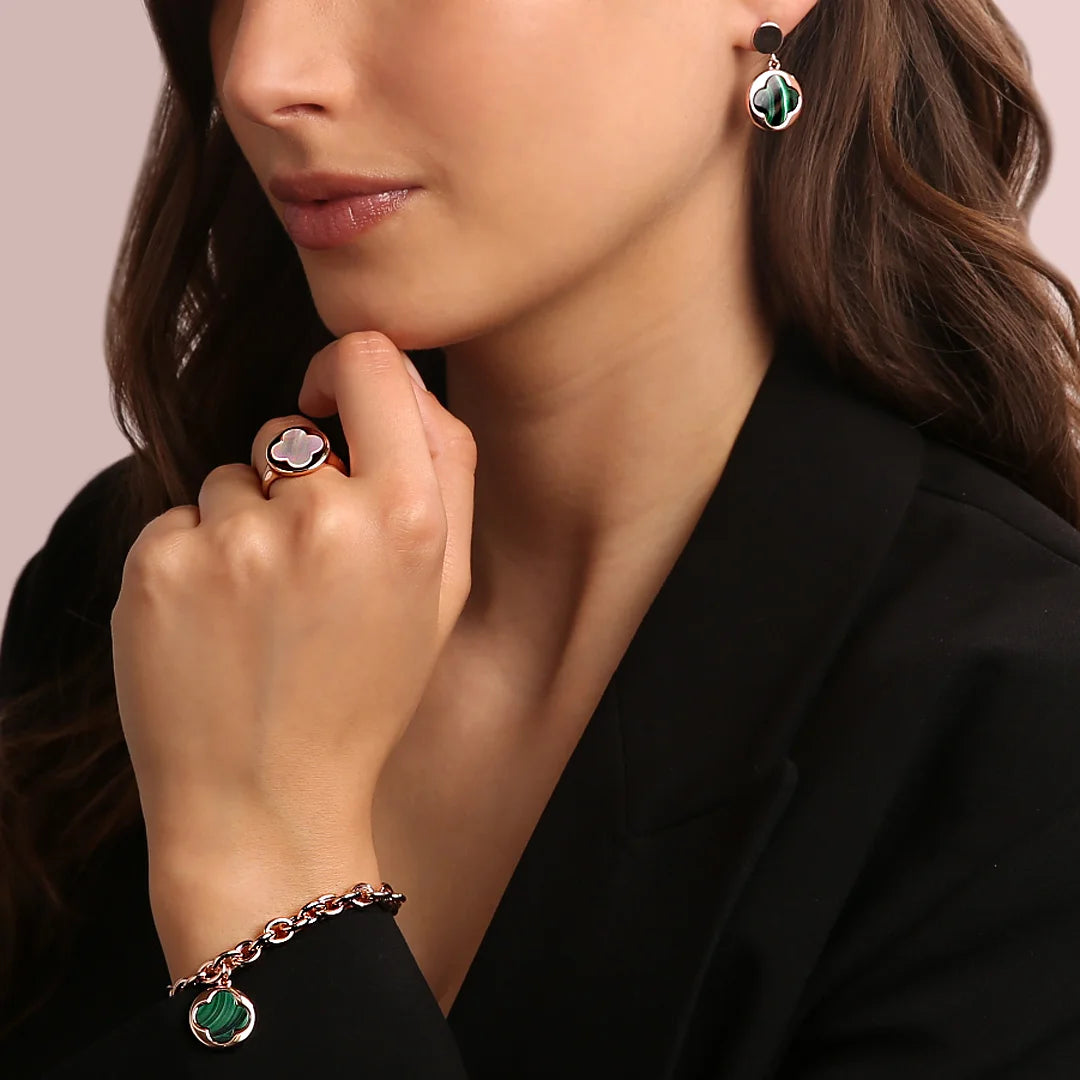 15mm Natural Stone Cloverleaf Cocktail Ring