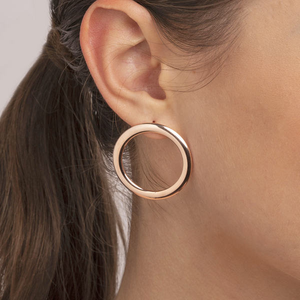 Lobe Circle Earrings in Golden Rosé