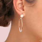 Ovale Ohrringe mit Zirkonia und weißer Süßwasser-Zuchtperle Ø 9/10 mm
