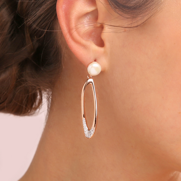 Boucles d'oreilles pendantes ovales avec oxyde de zirconium et perle de culture d'eau douce blanche
