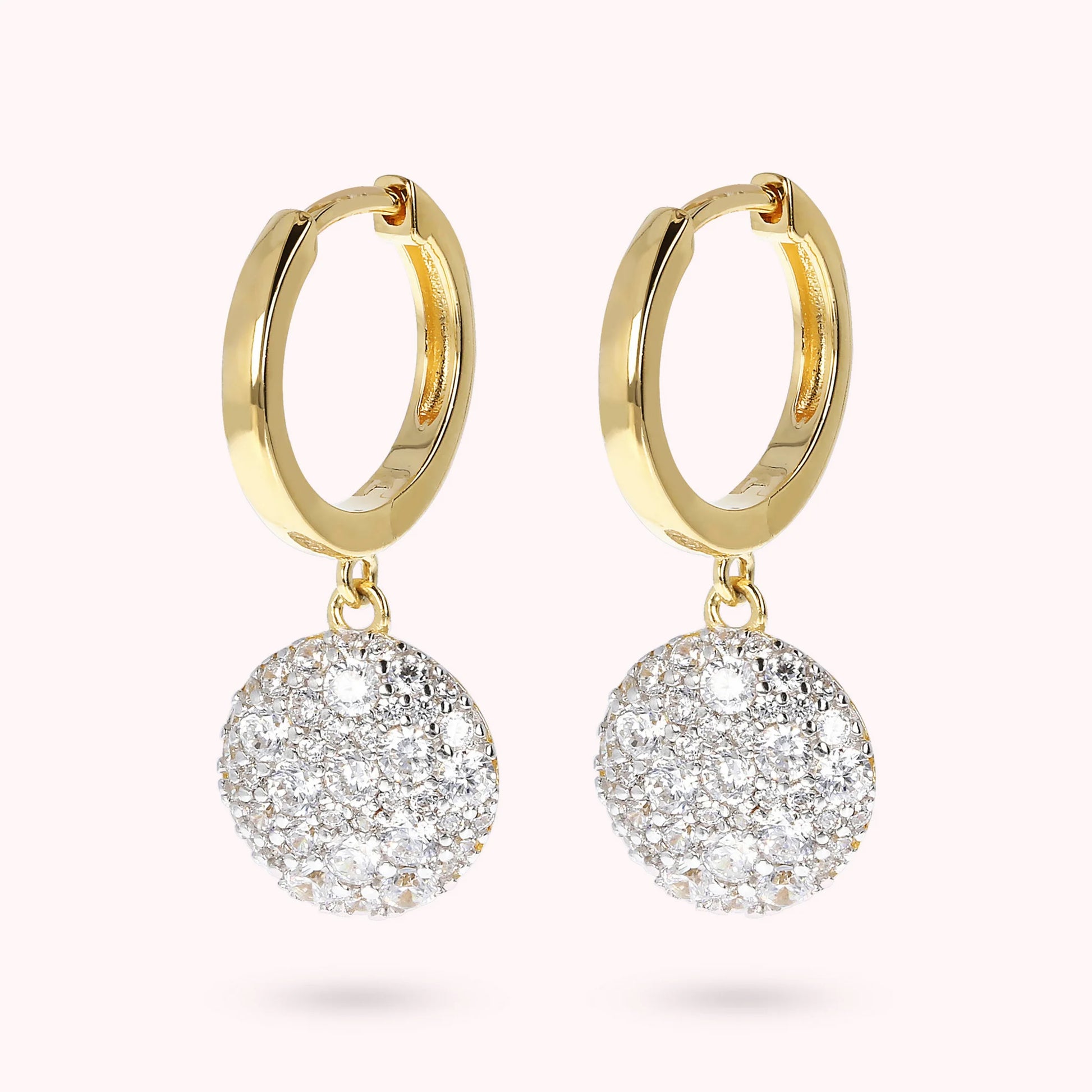 Orecchini a Cerchio Golden con Pendente Pavé in Cubic Zirconia