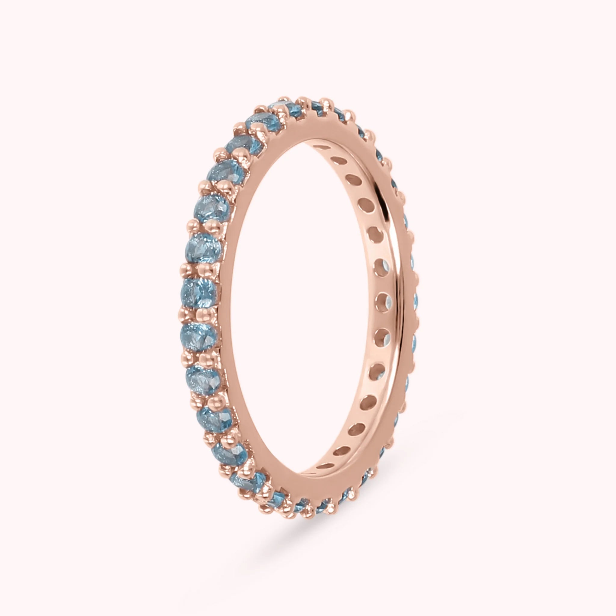 Anello Veretta con Cubic Zirconia o Spinello Nero