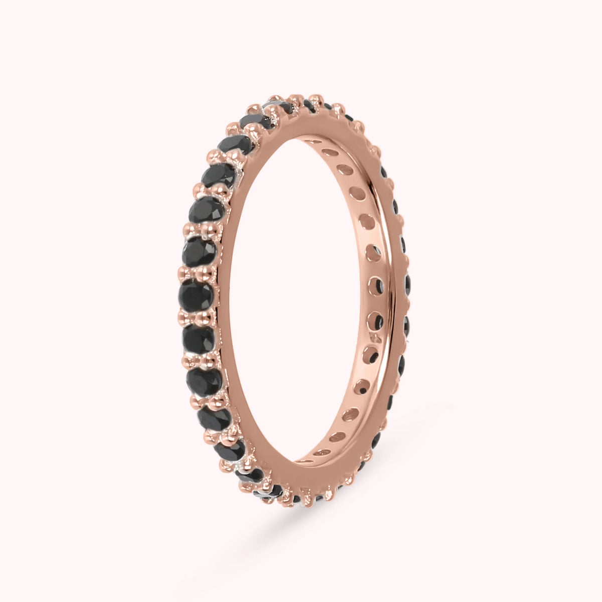 Veretta Ring mit kubischem Zirkon oder schwarzem Spinell