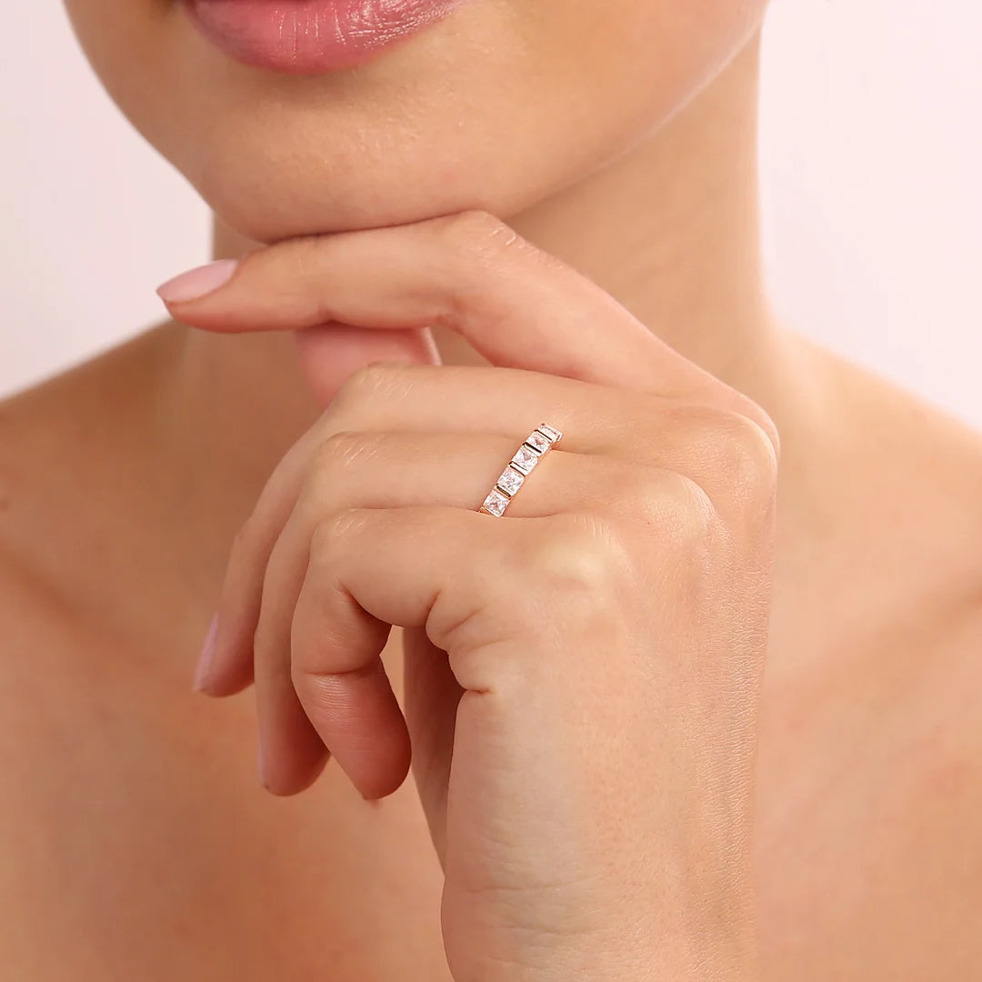 Veretta Ring mit quadratischen Cubic Zirconia
