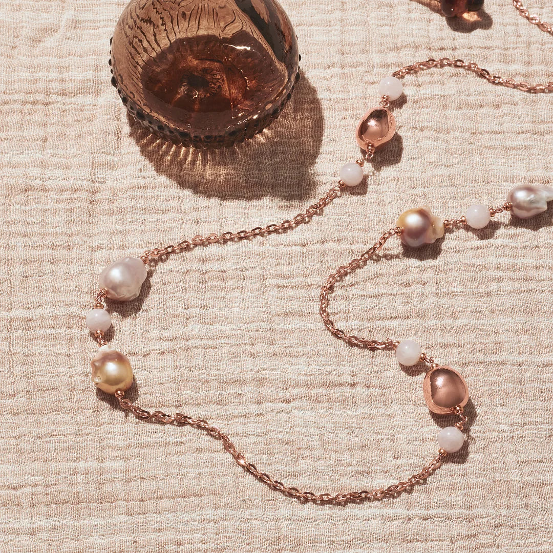 Collana Lunga con Quarzo Rosa, Pepite e Perle d'Acqua Dolce Ø 12/14 mm