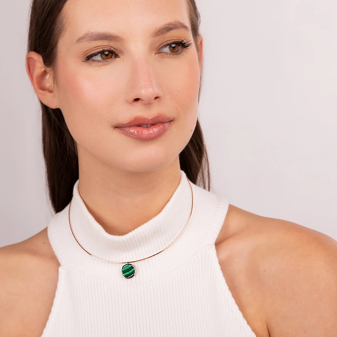 Collana Choker con Pendente a Disco in Pietra Naturale