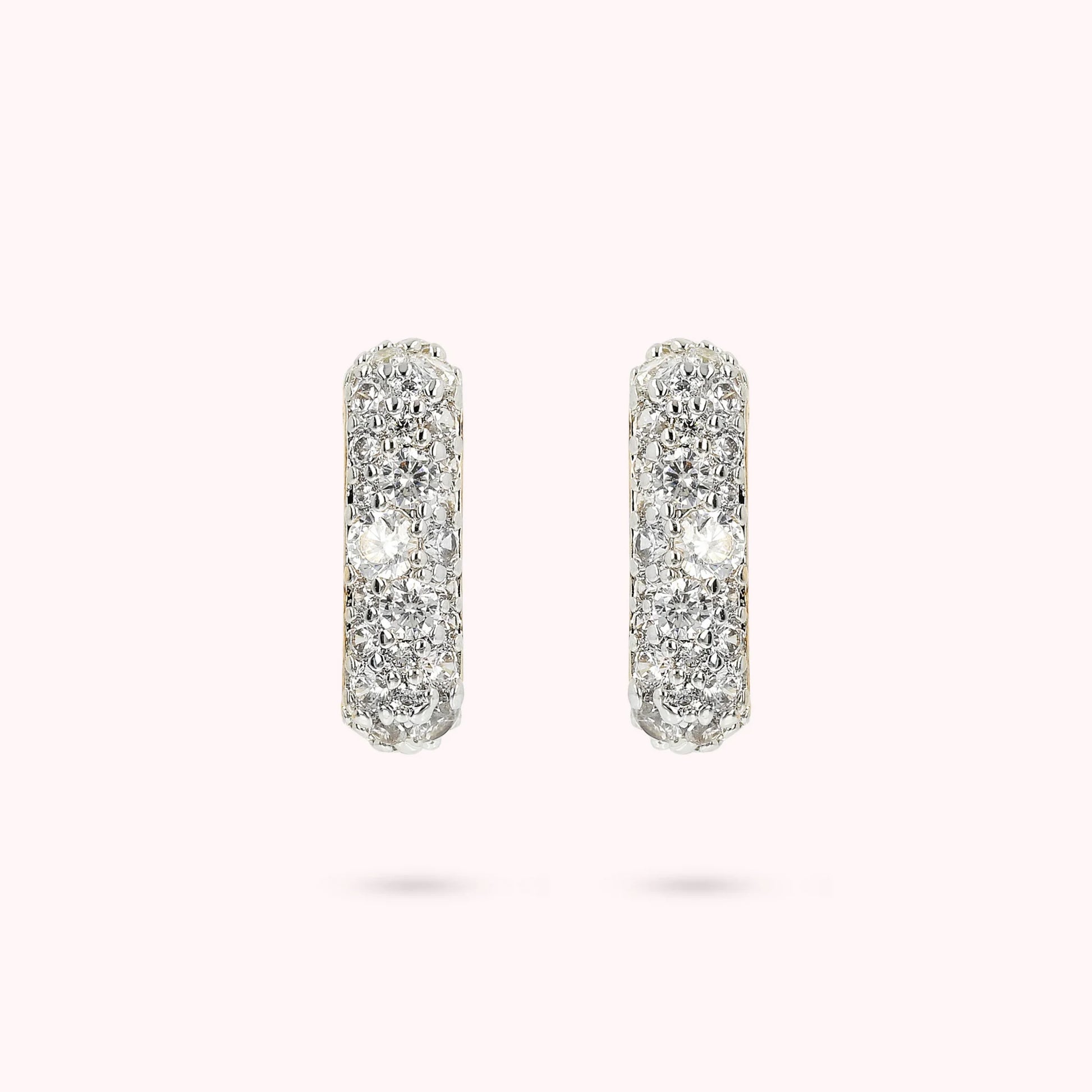 Orecchini a Lobo Golden Quadrati con Pavé in Cubic Zirconia