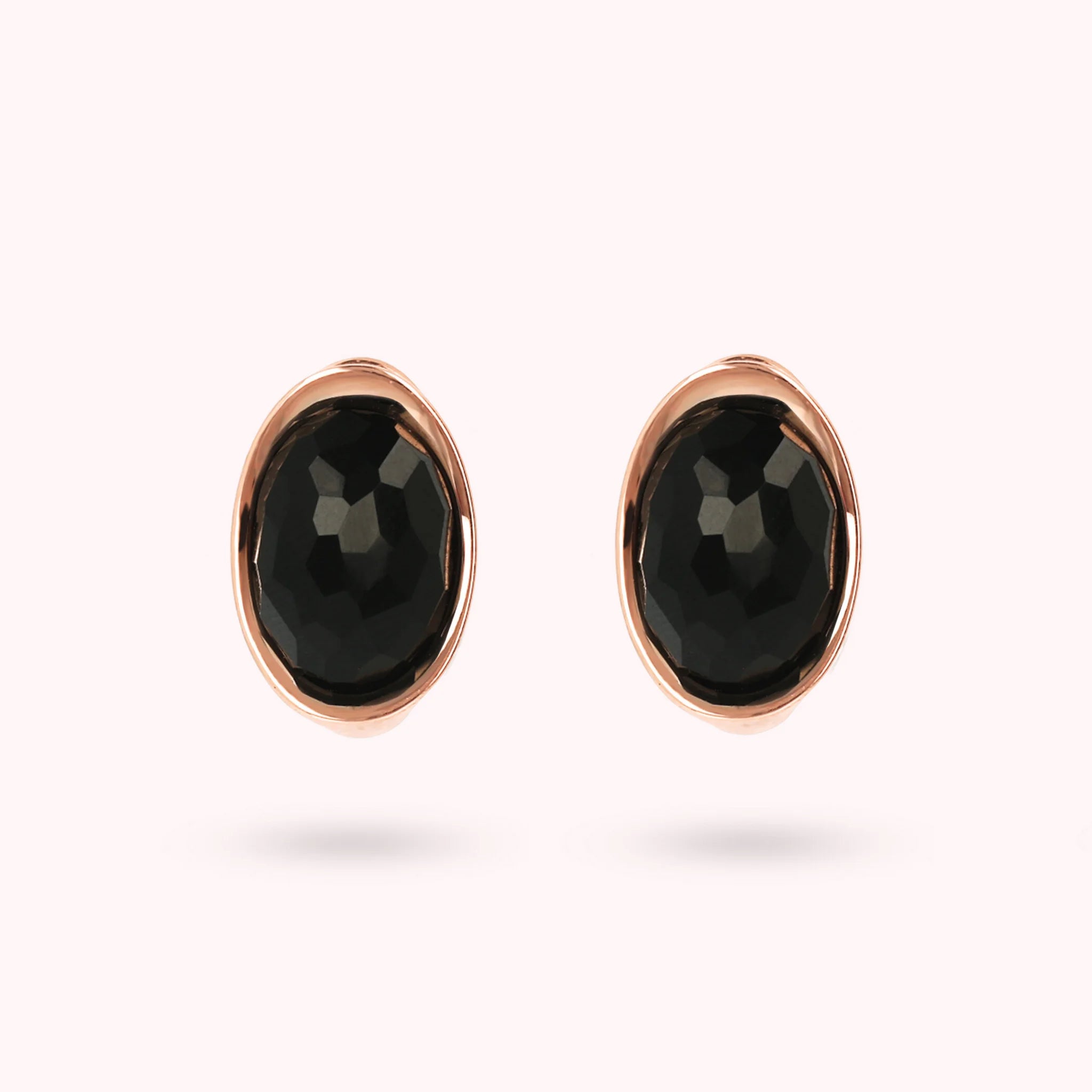 Lobe Earrings with Faceted Oval Natural Stone